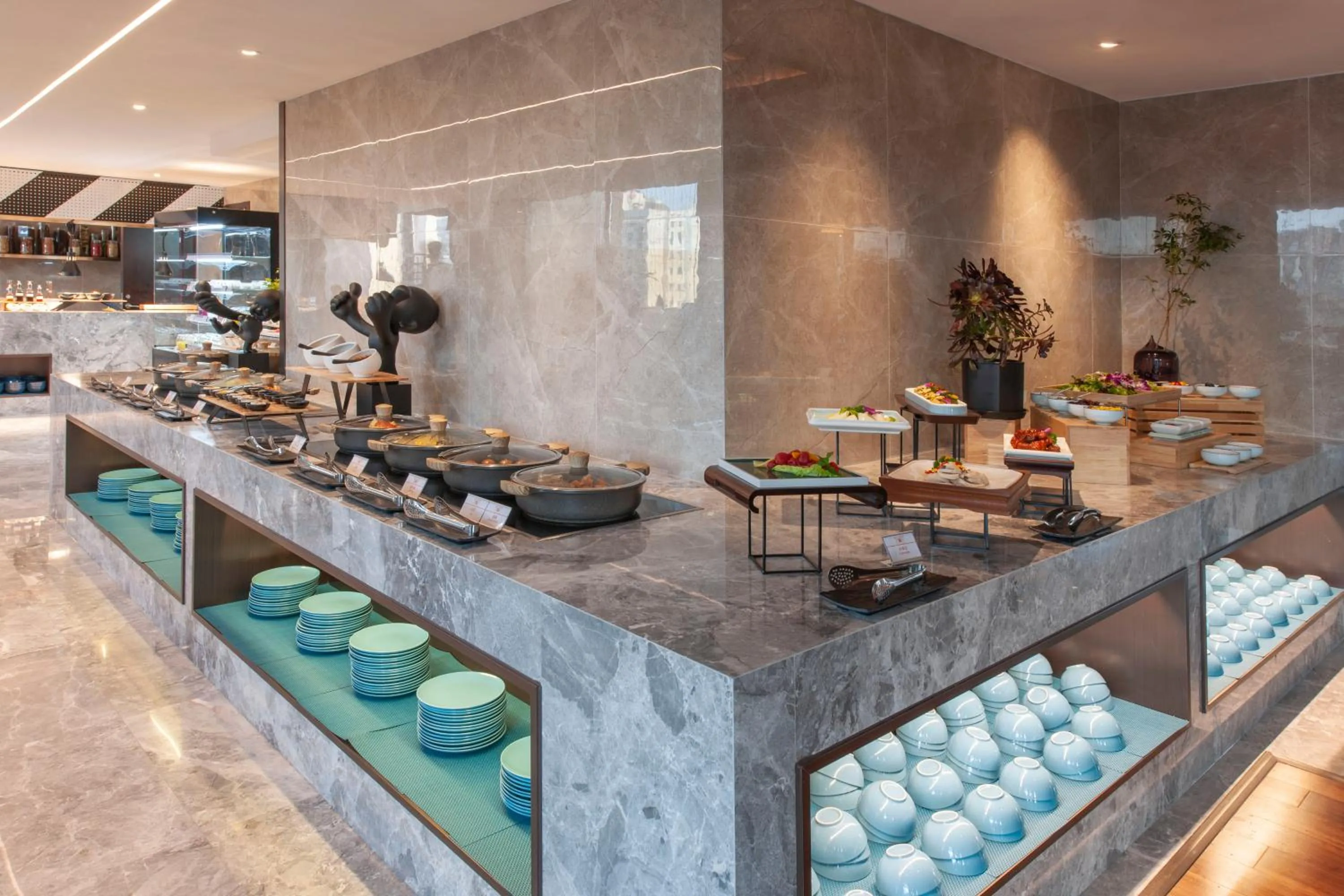 Buffet breakfast in SSAW Boutiquel Hotel Xizi