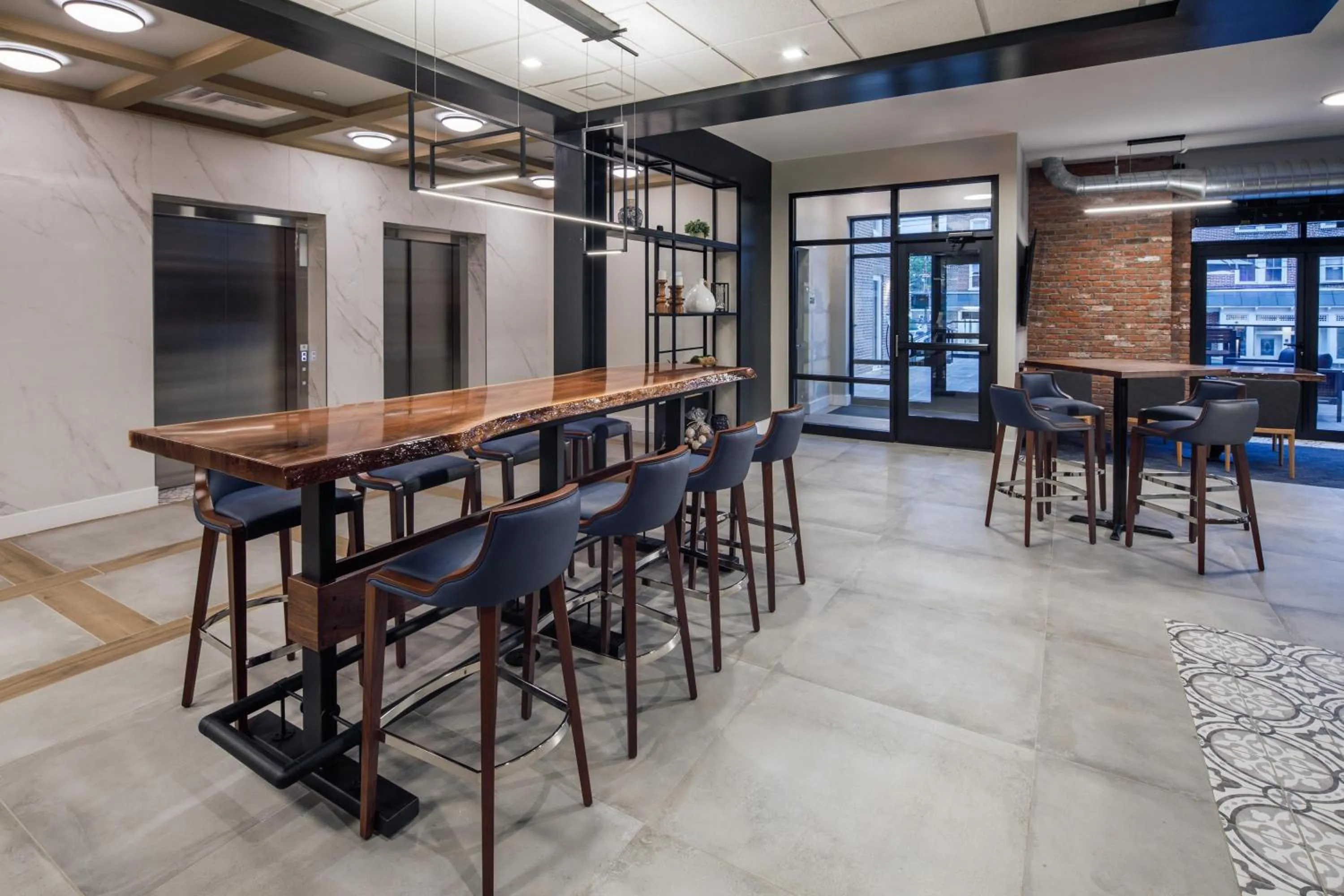 Lobby or reception in Hyatt Place Newark-Main Street