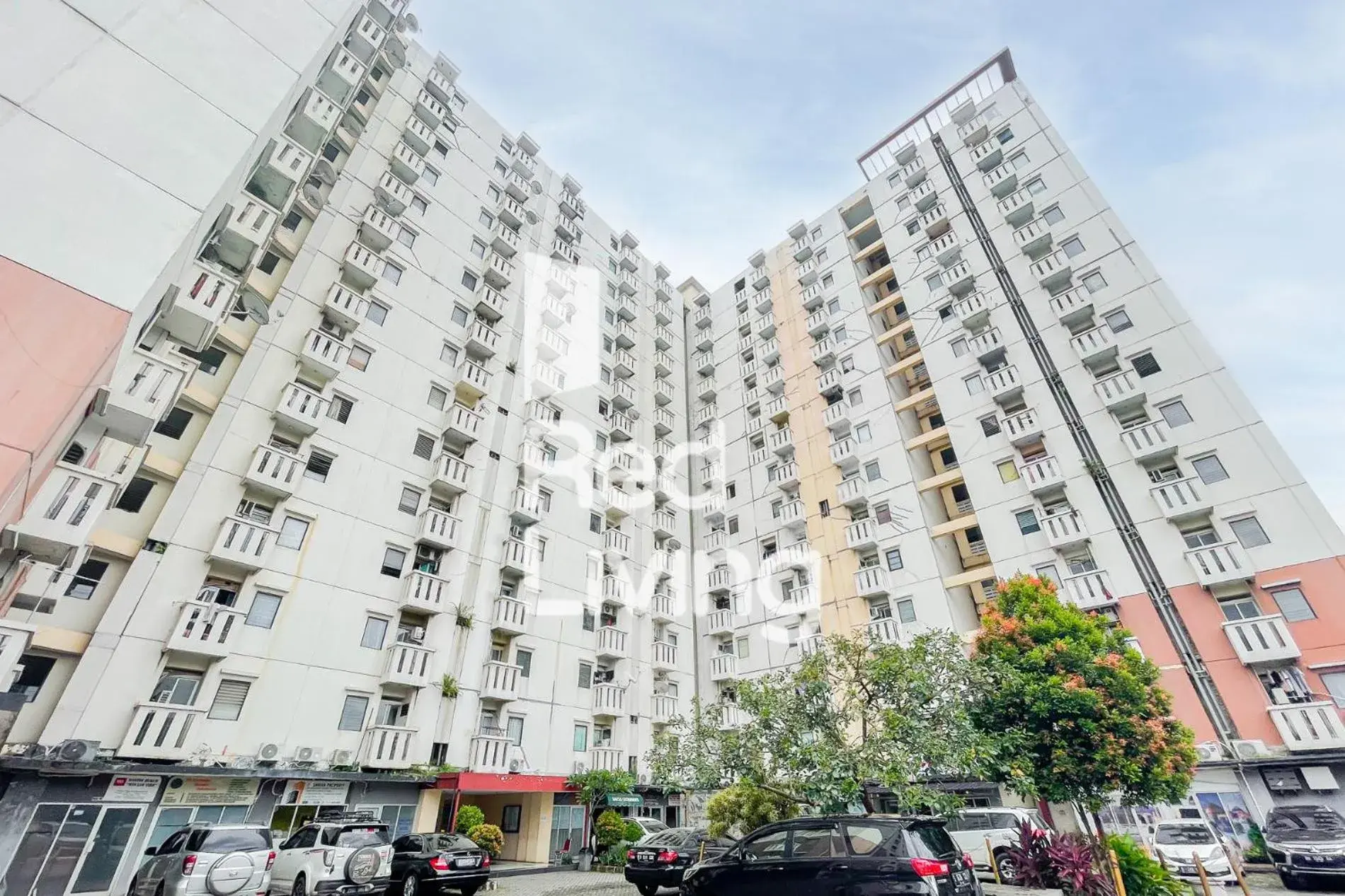 RedLiving Apartemen Cibubur Village - Lily's Room Tower C RedLiving Apartemen Cibubur Village - Lily's Room Tower C