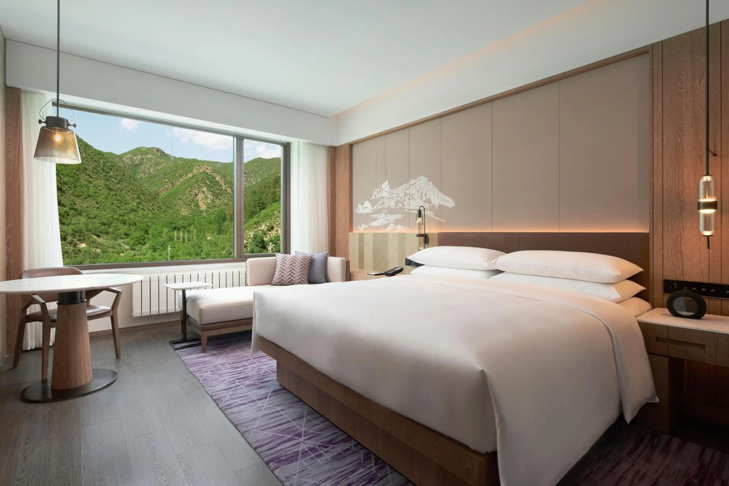 King Room with Mountain View in Courtyard by Marriott Chongli
