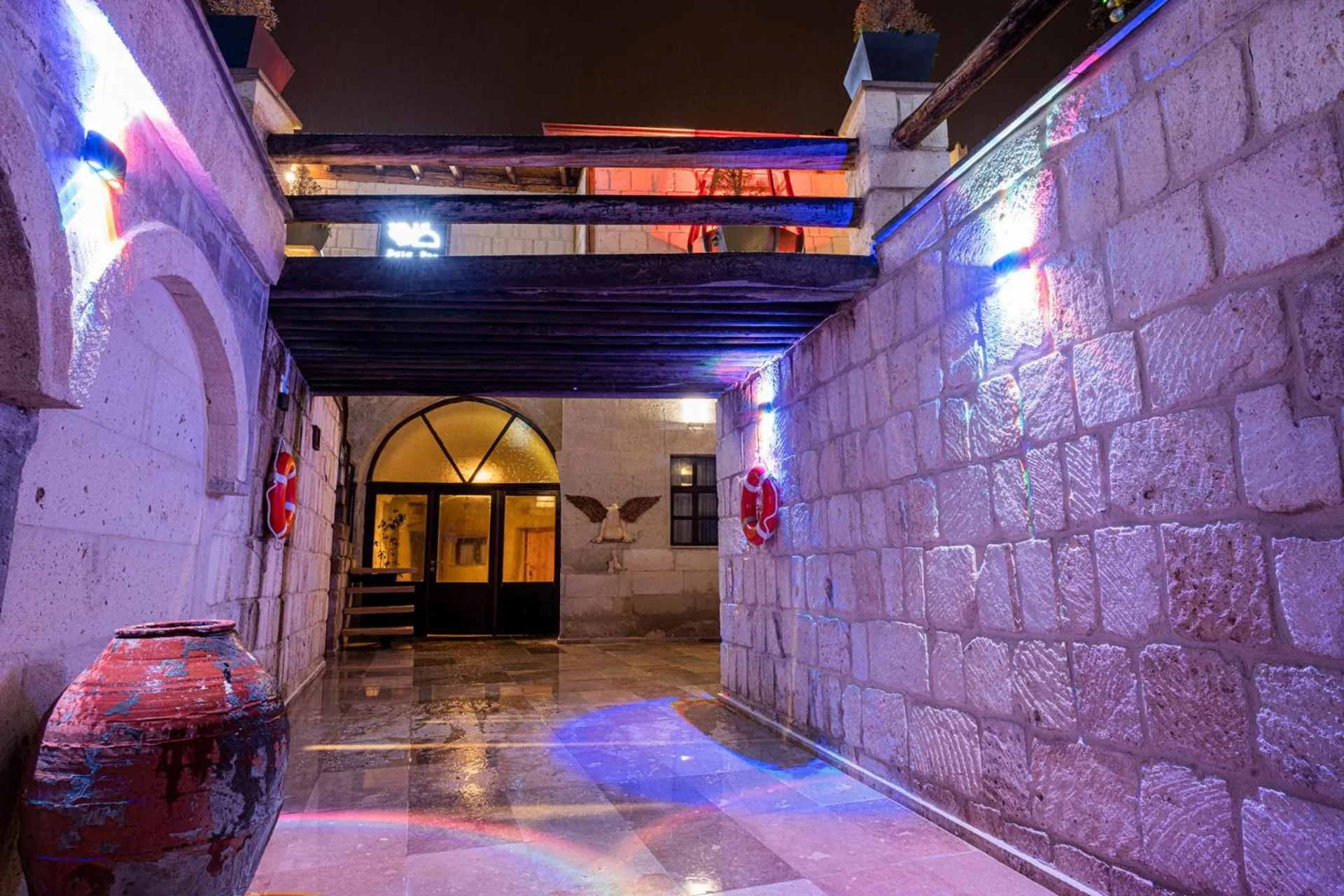 Property building in Bala Cave House