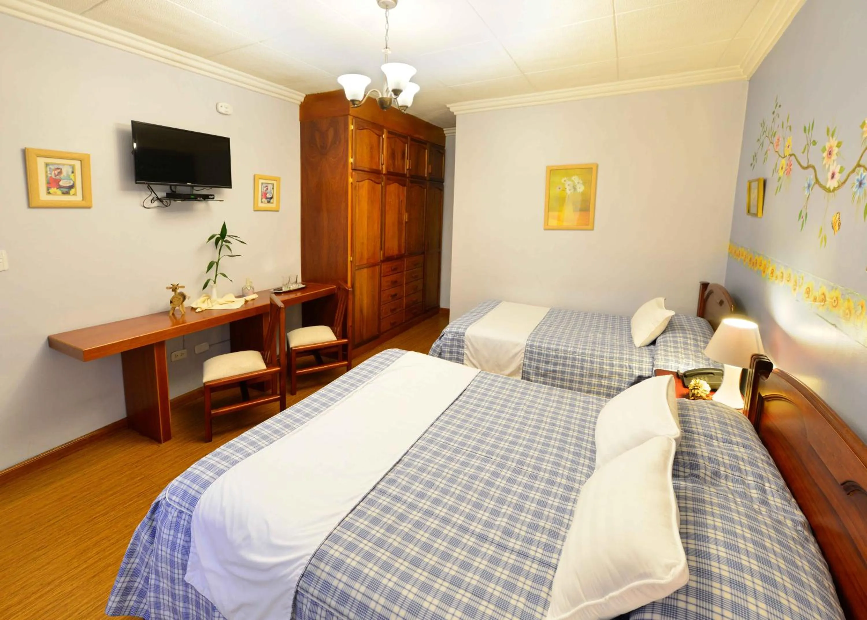 Decorative detail, Bed in Hotel Posada del Angel