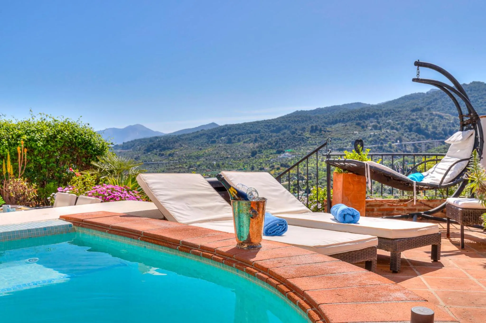 Balcony/Terrace in Monda Heights close to Marbella