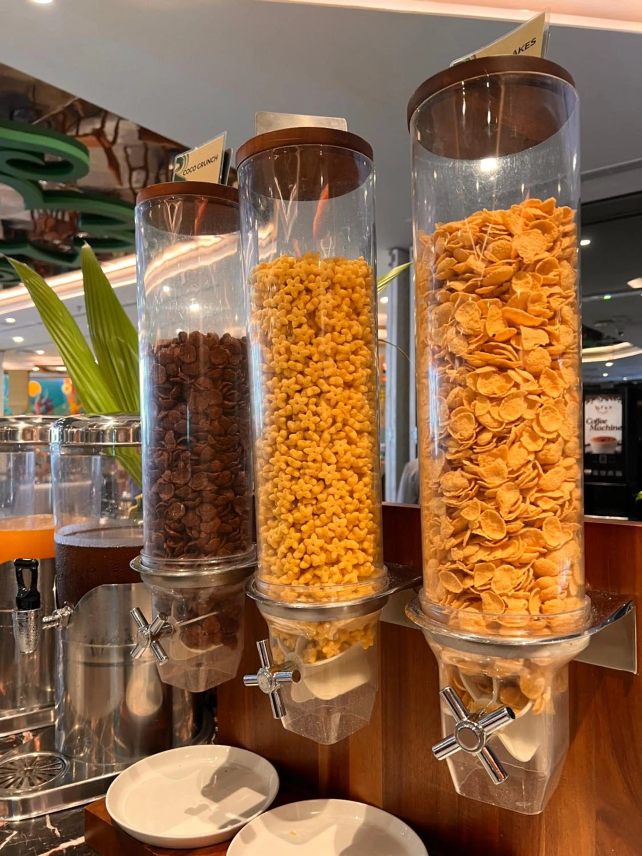 Food in Mercure Miri City Centre