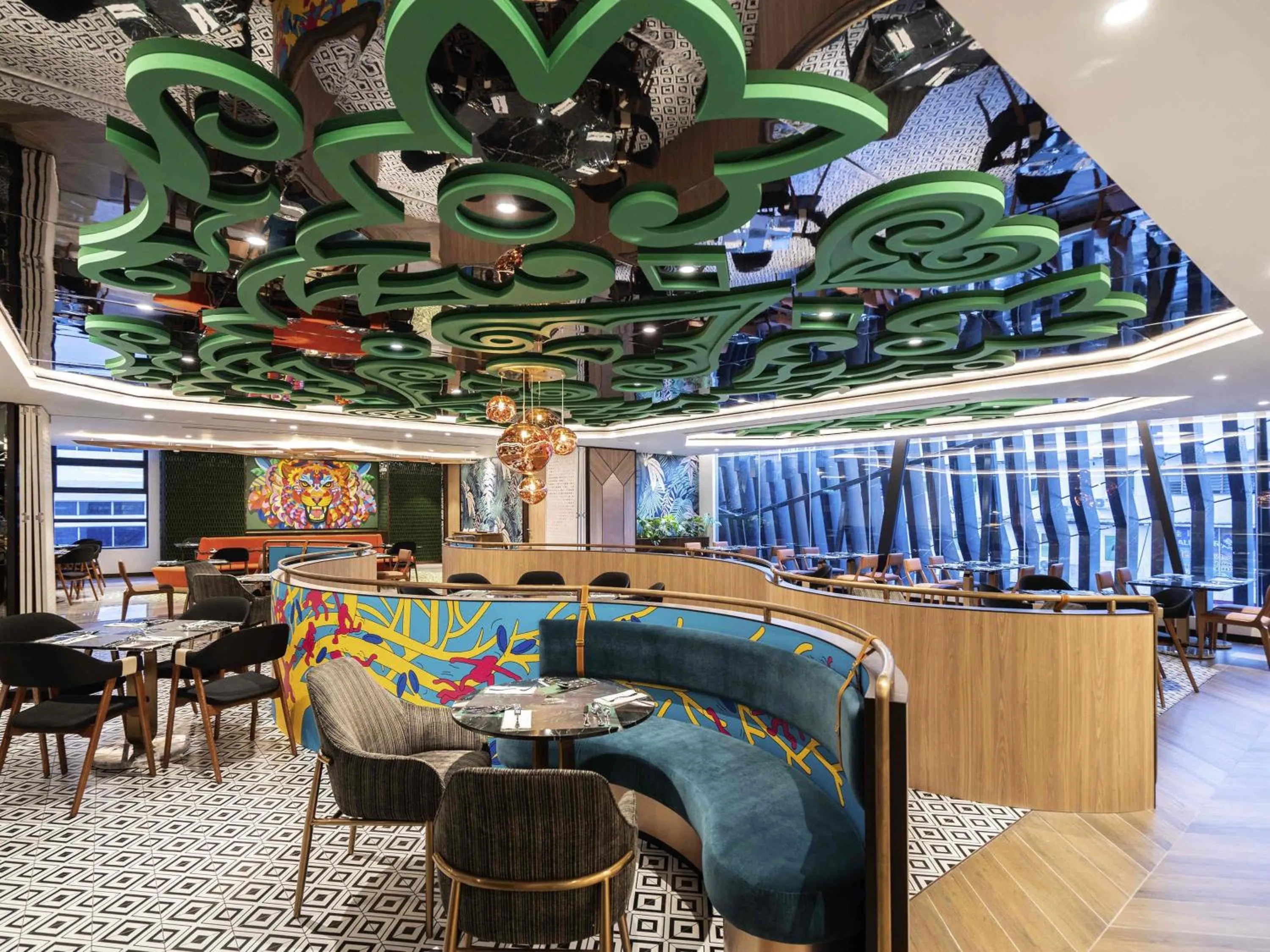 Restaurant/places to eat in Mercure Miri City Centre