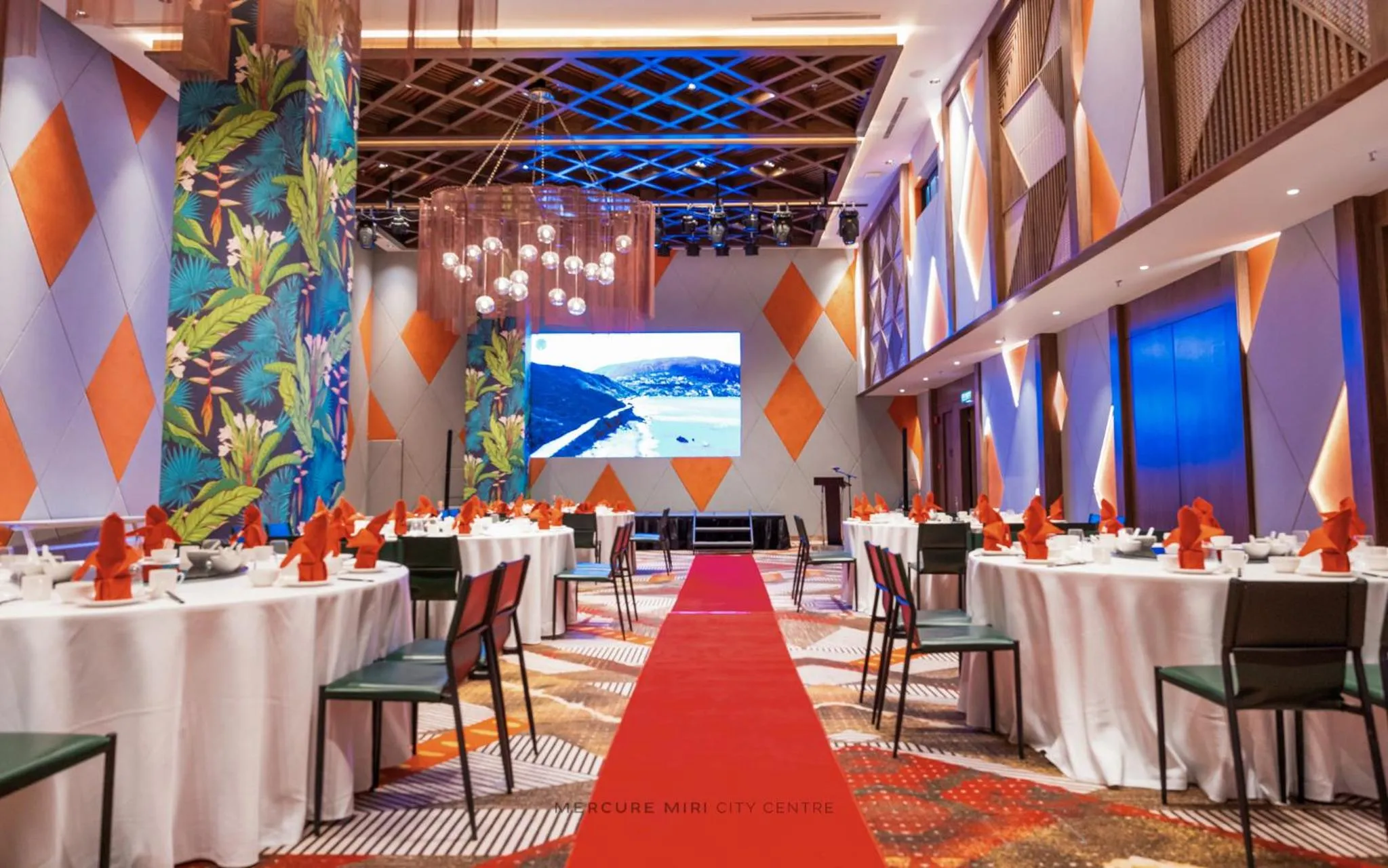 Banquet/Function facilities in Mercure Miri City Centre