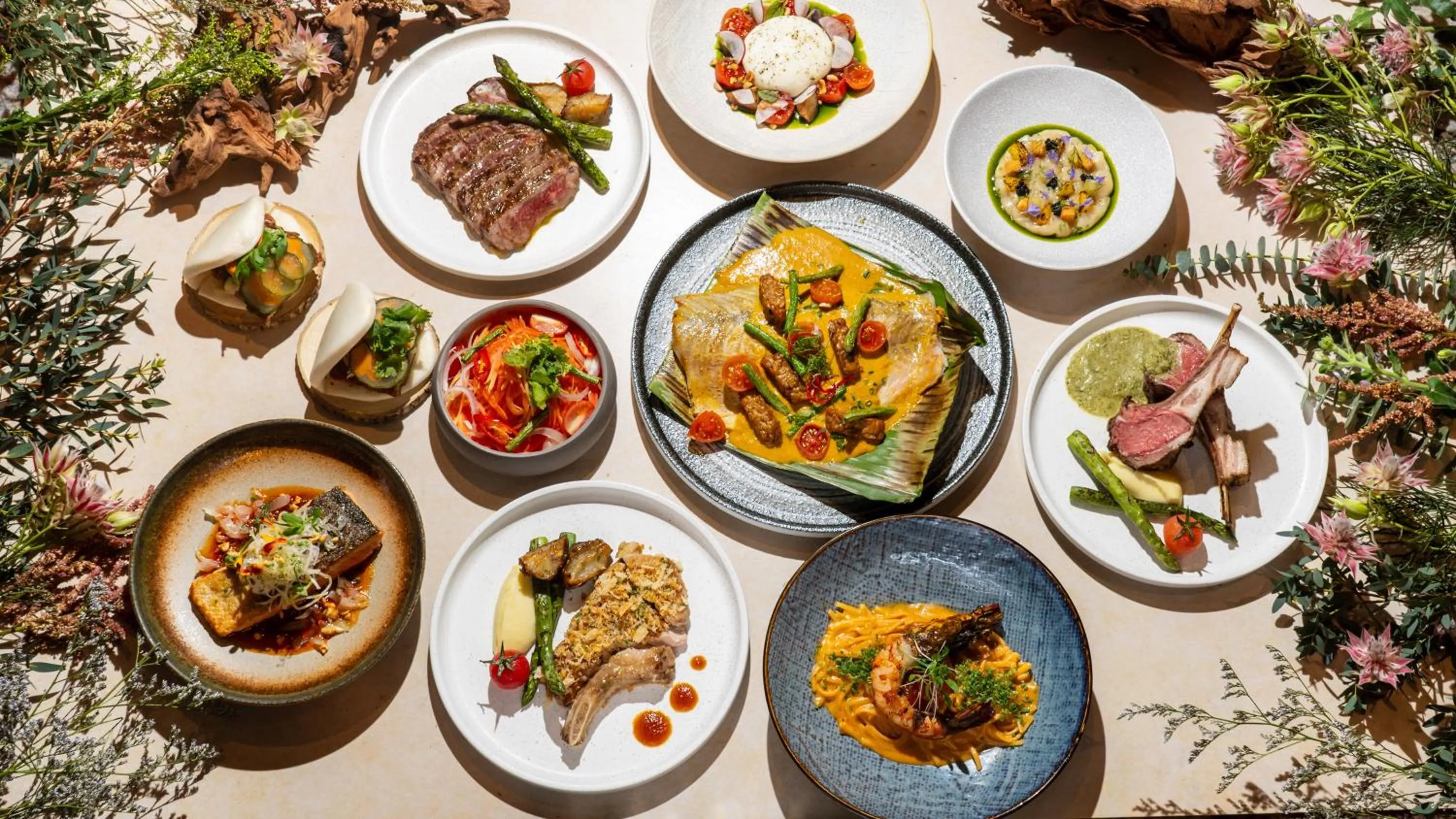 Restaurant/places to eat in Pullman Singapore Orchard