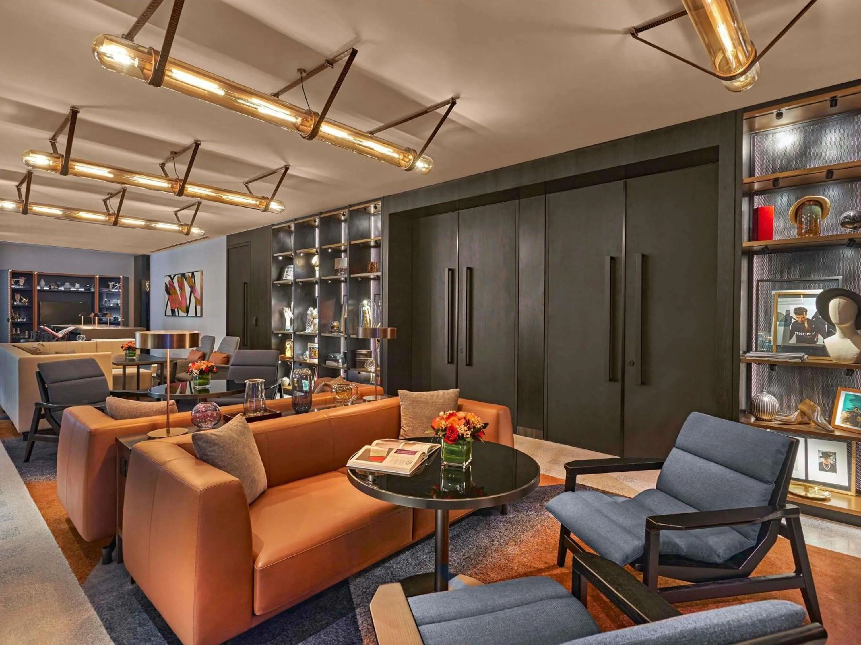 Lounge or bar in Pullman Singapore Orchard