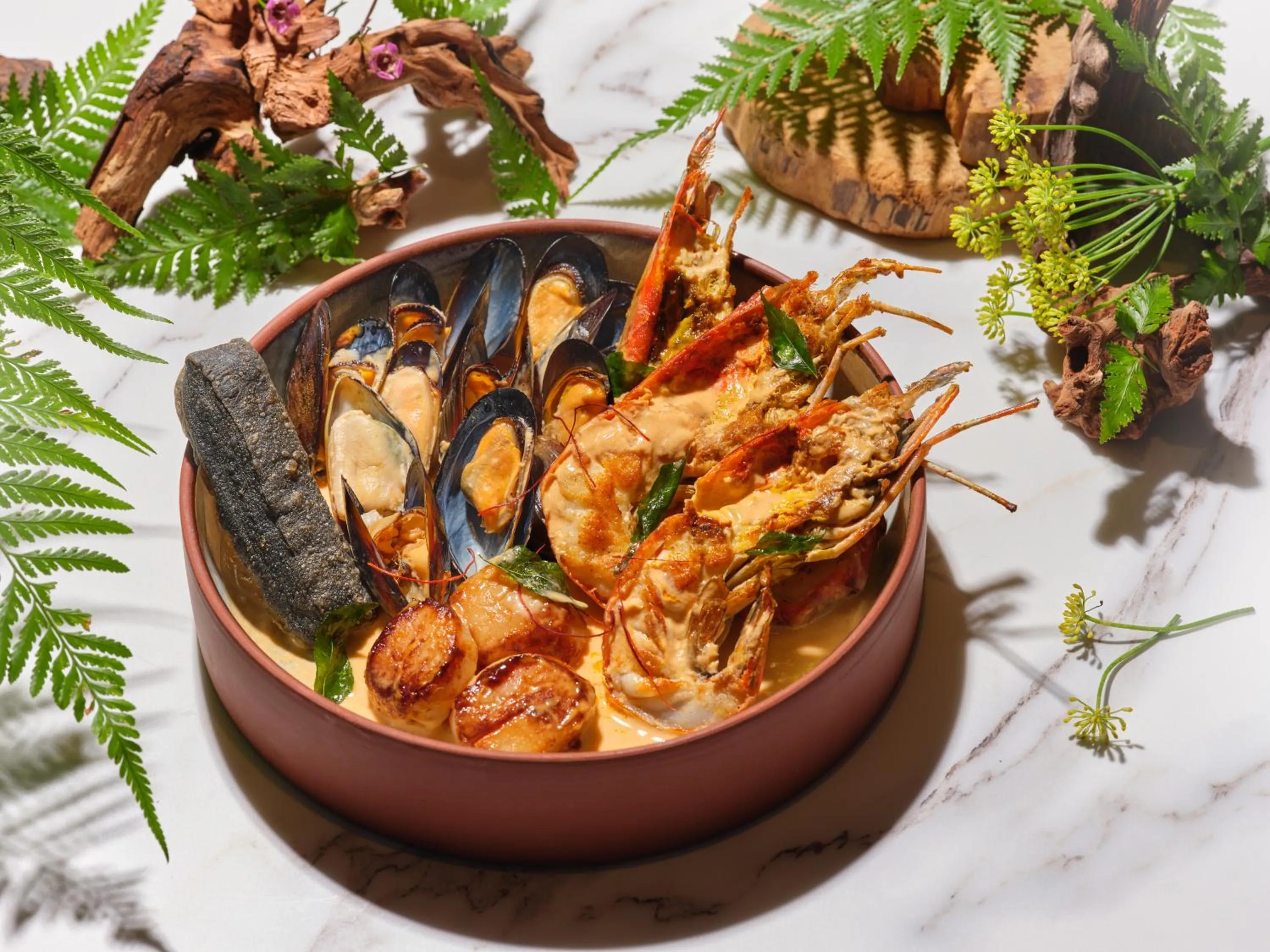 Restaurant/places to eat in Pullman Singapore Orchard