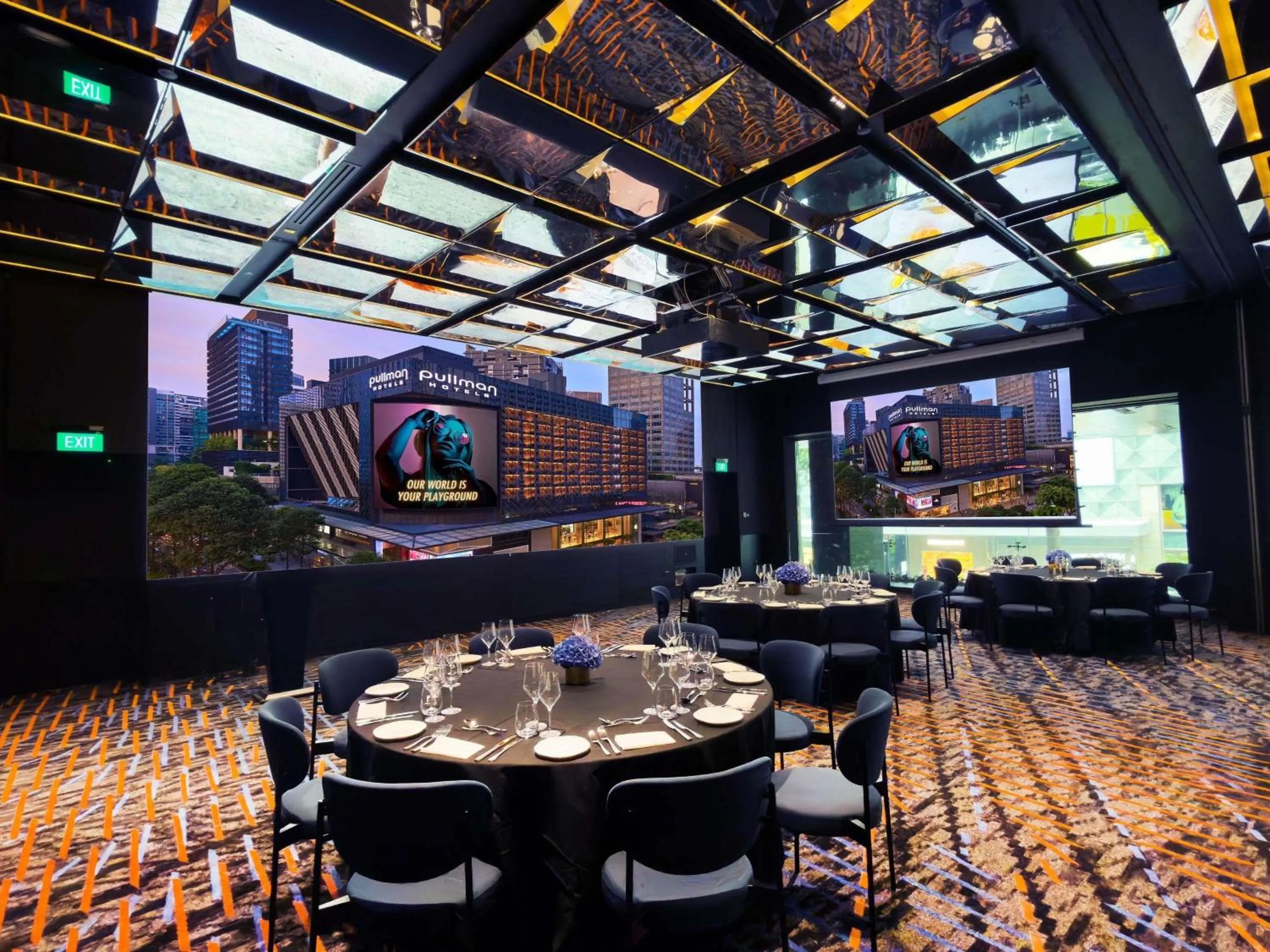 Meeting/conference room in Pullman Singapore Orchard