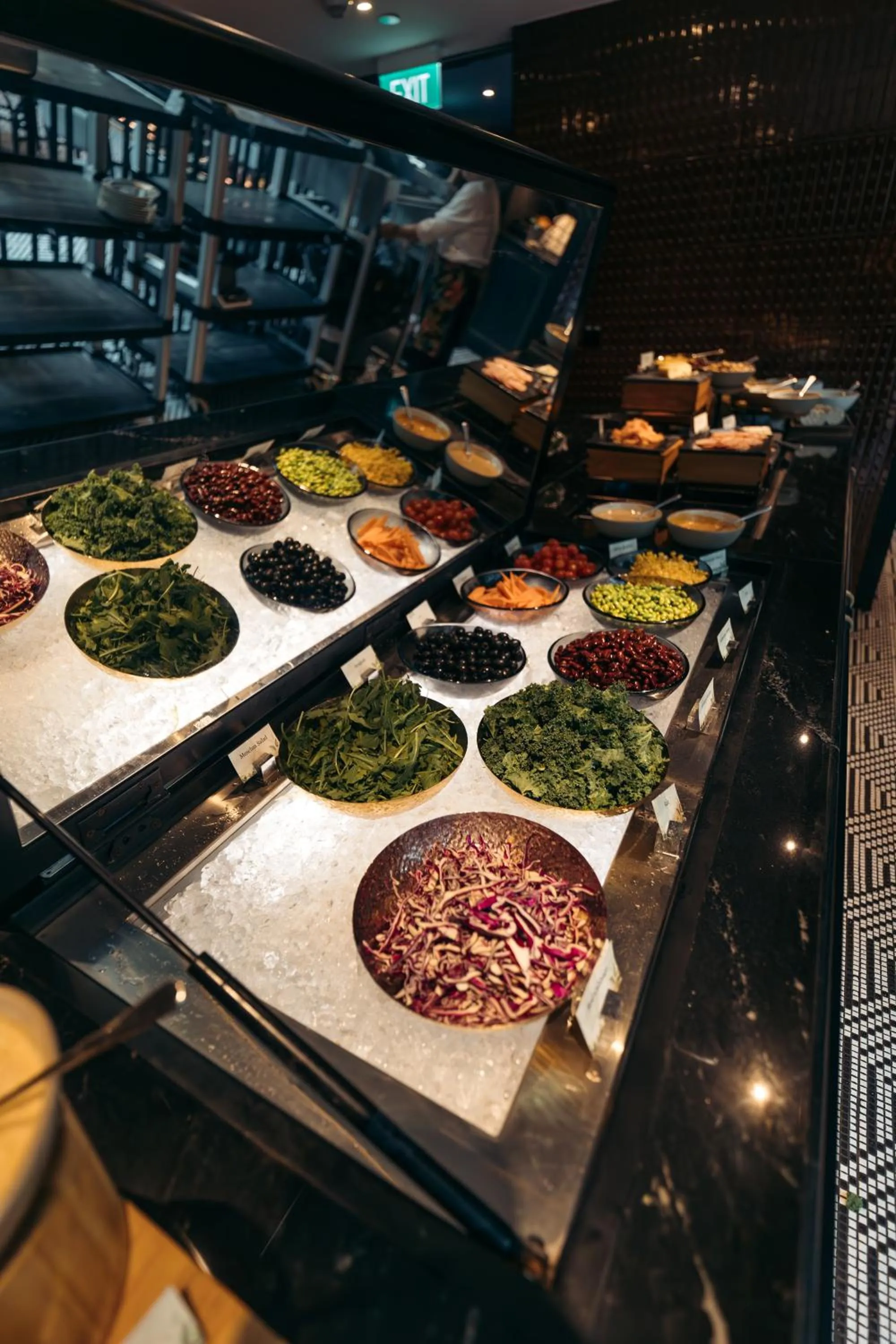 Restaurant/places to eat in Pullman Singapore Orchard