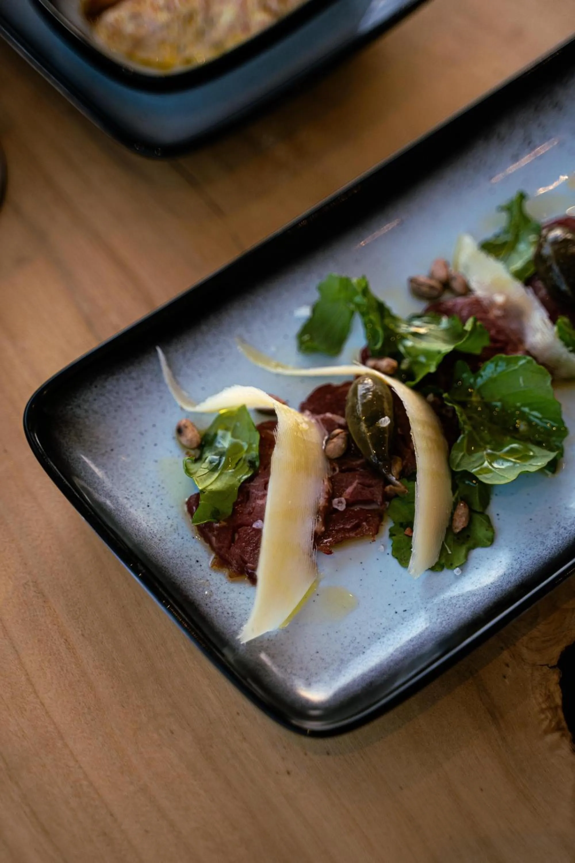 Restaurant/places to eat in Lures Hotel