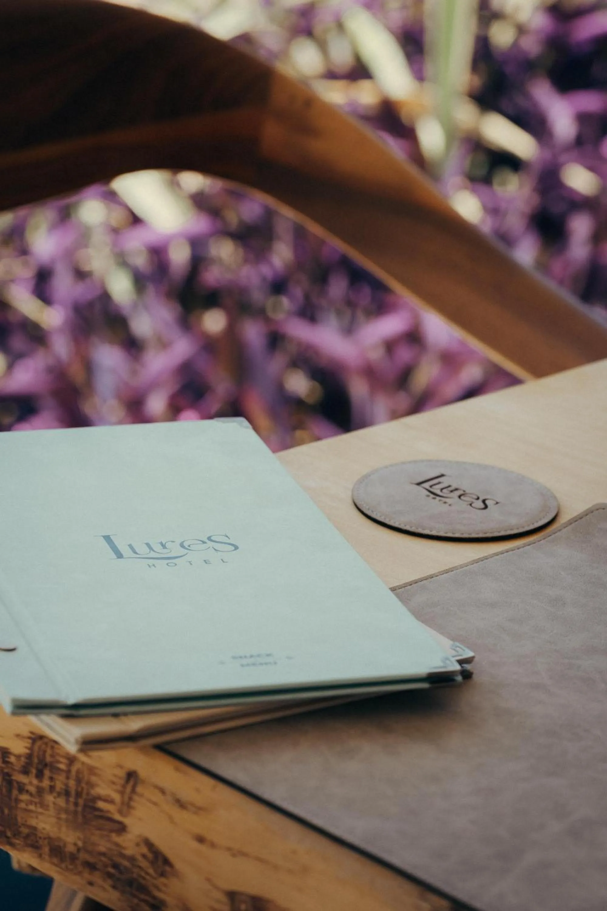 Restaurant/places to eat in Lures Hotel