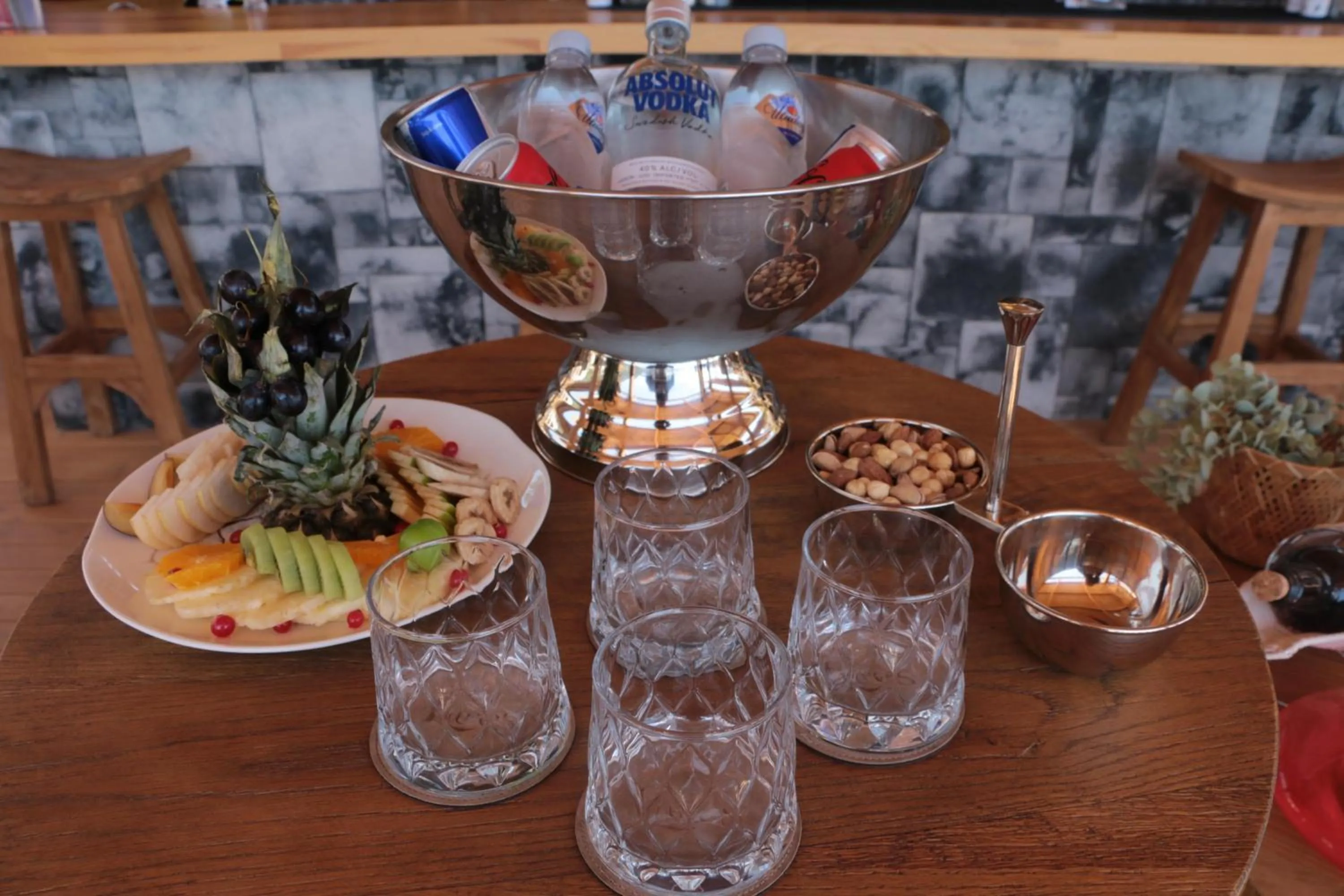 Lounge or bar in Lures Hotel