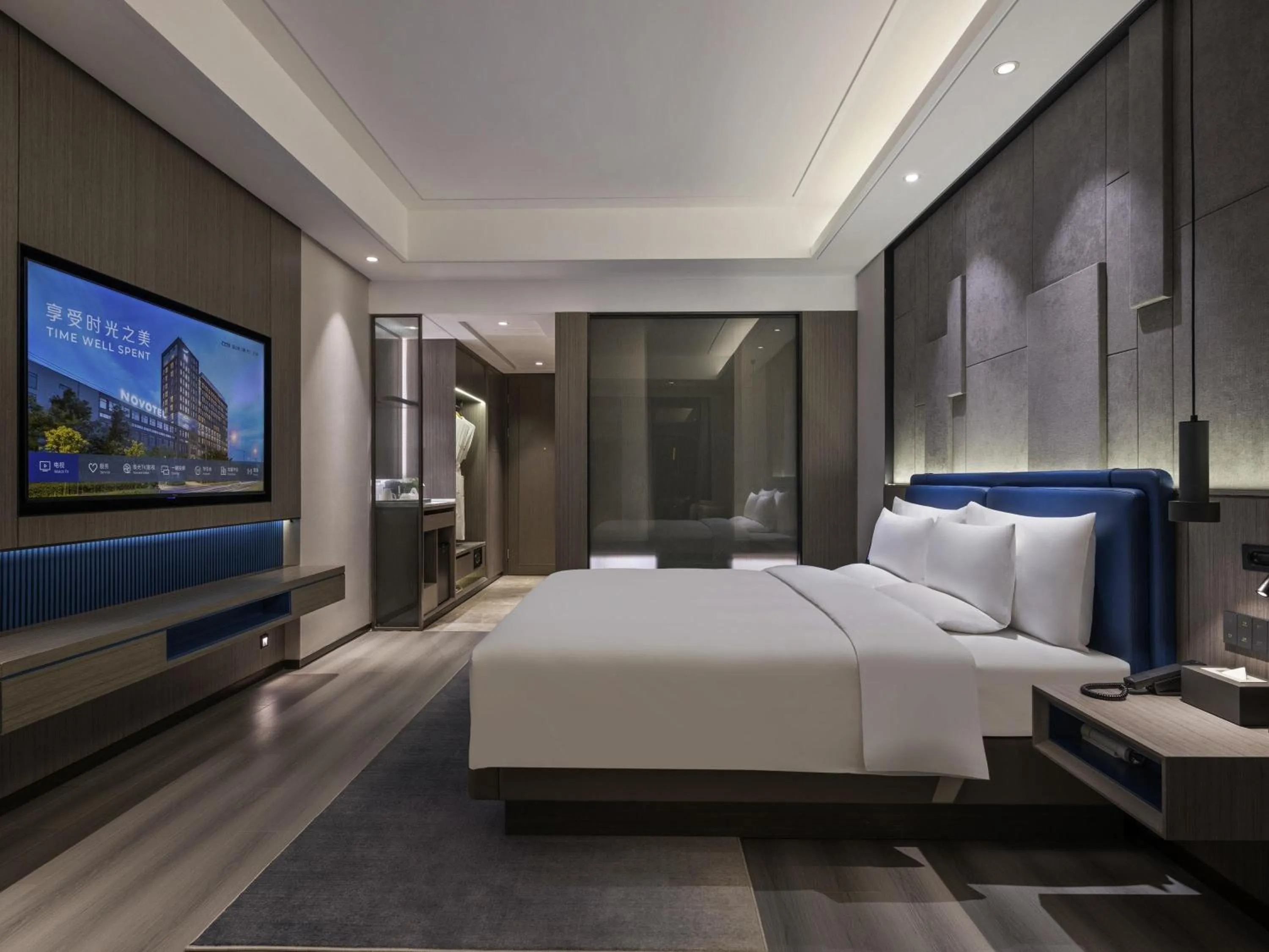 Bedroom in Novotel Kunshan Yangcheng Lake