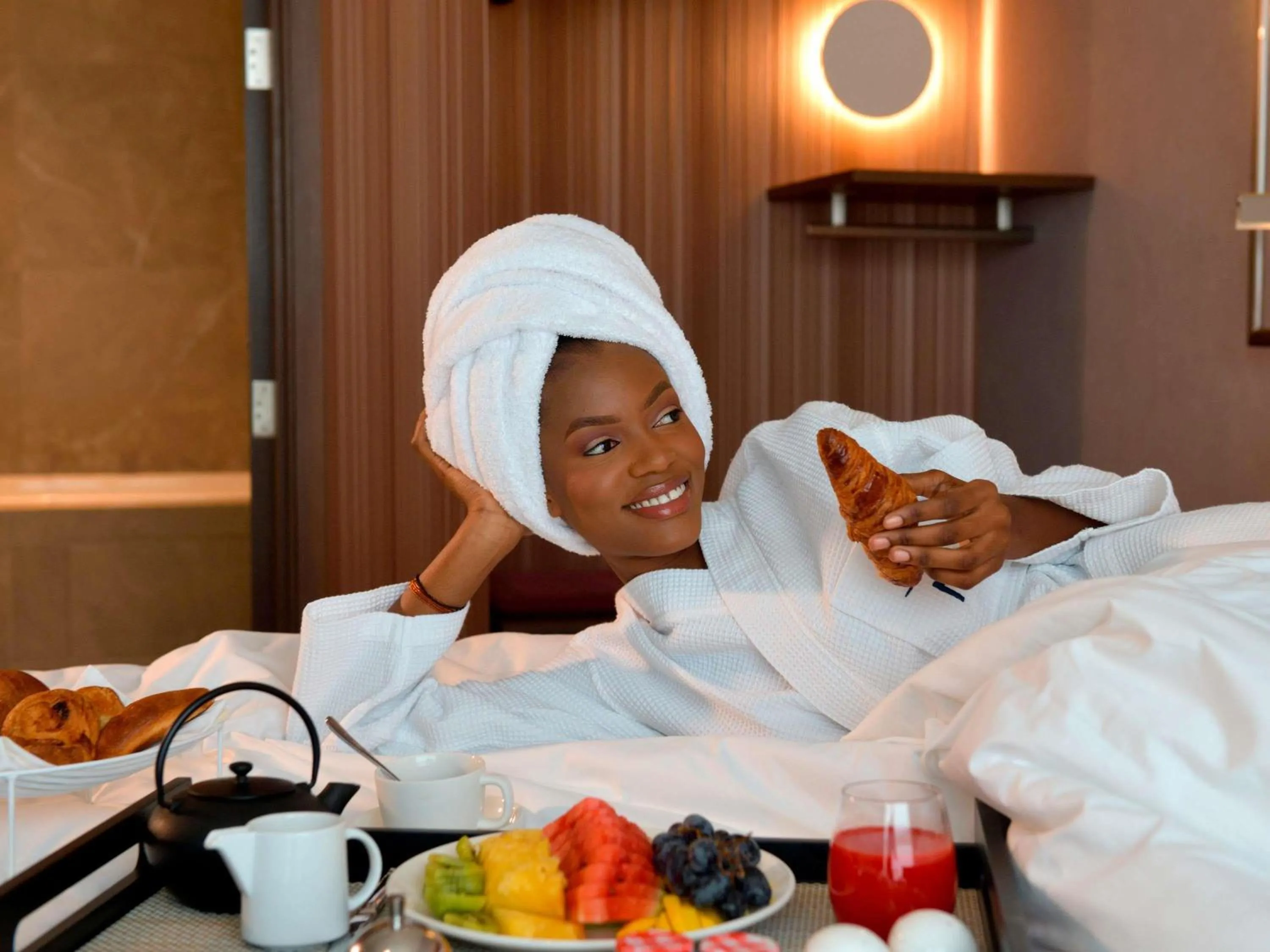 Breakfast, Bed in Novotel Kinshasa La Gombe