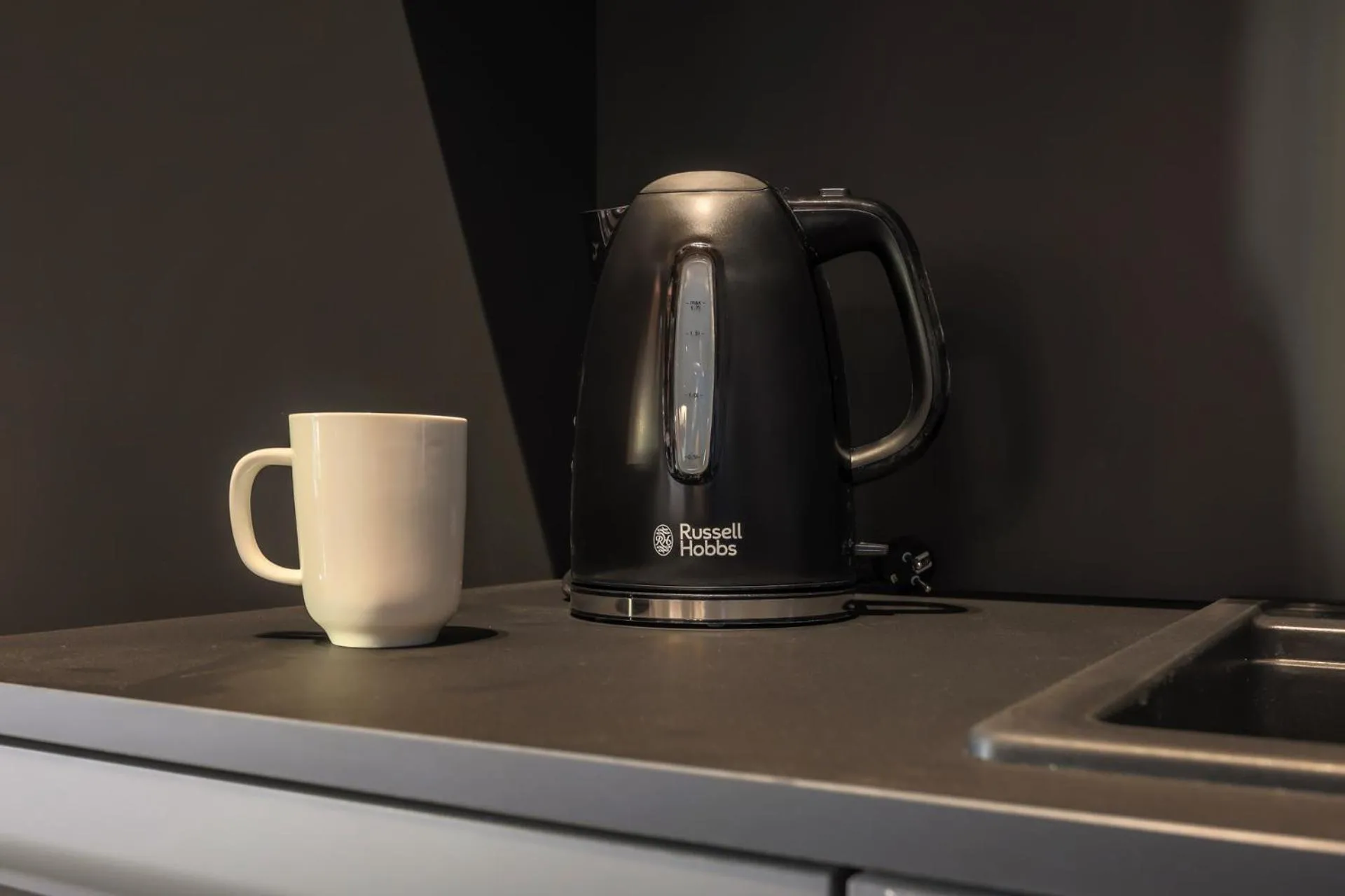 Coffee/tea facilities in AR Prestige Penthouse - TriBeCa Loft