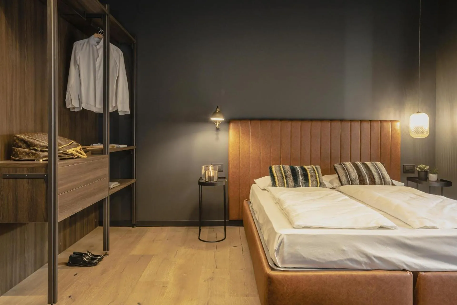 Bedroom, Bed in AR Prestige Penthouse - TriBeCa Loft