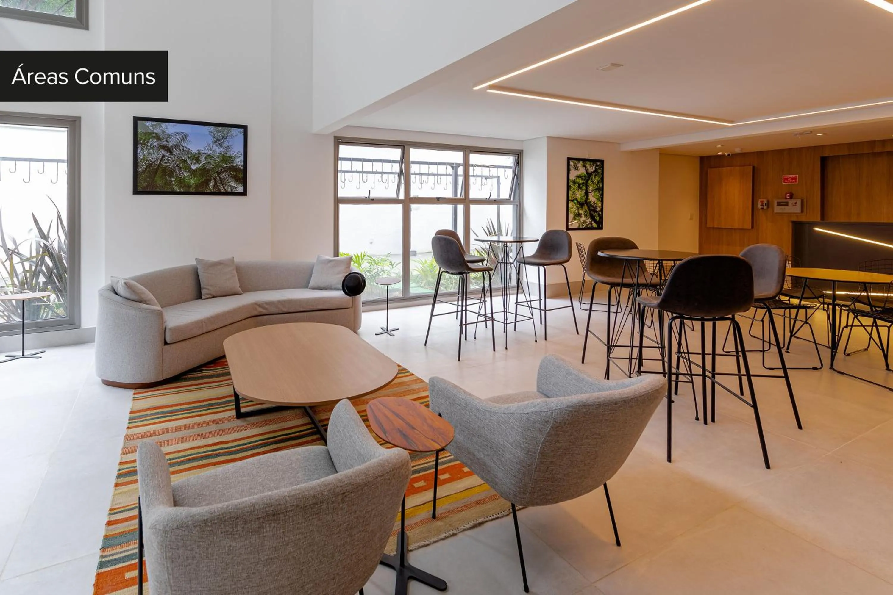 TV and multimedia in Smart Charlie Parque Augusta Mackenzie