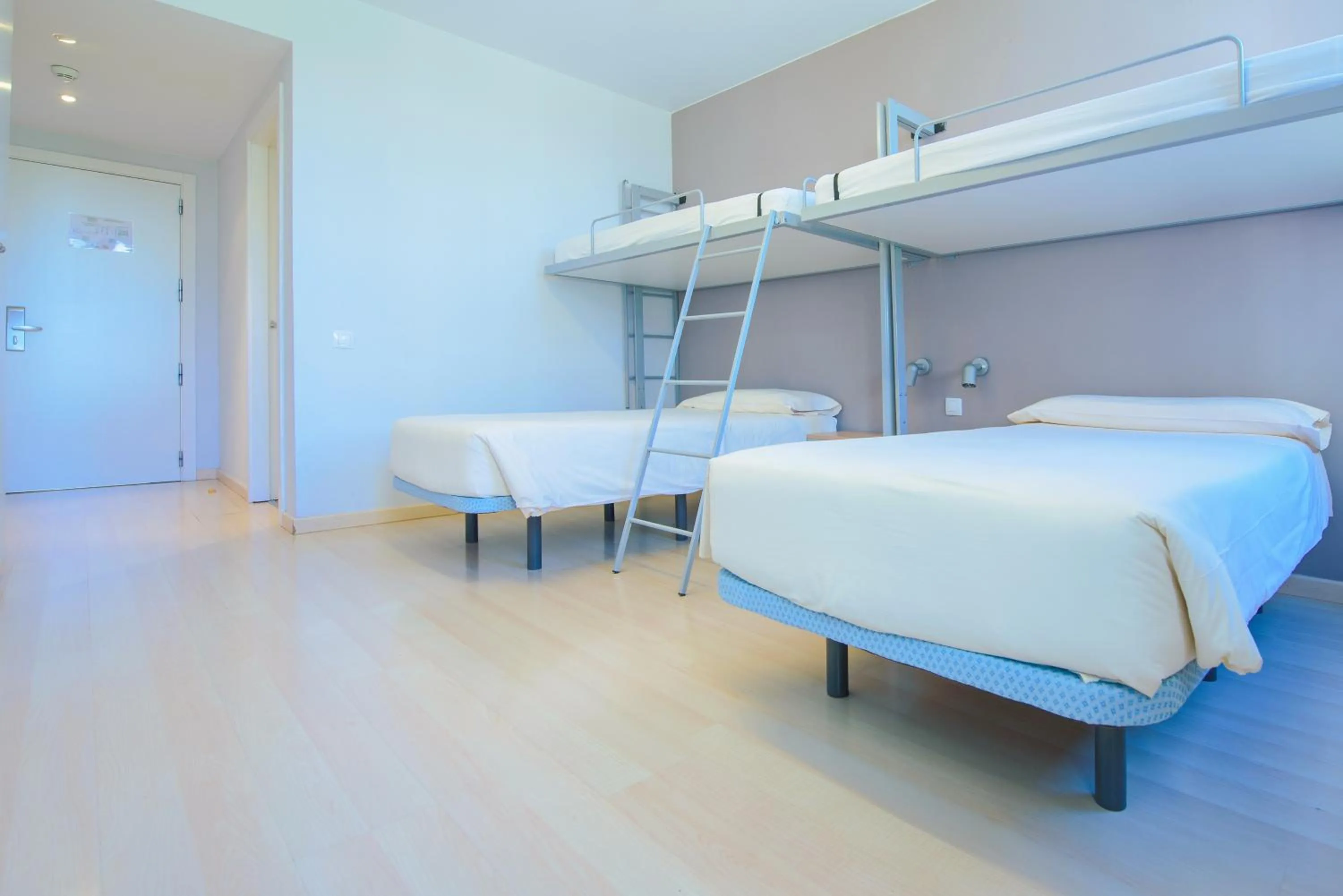 Decorative detail, Bed in Campus Cerdanya