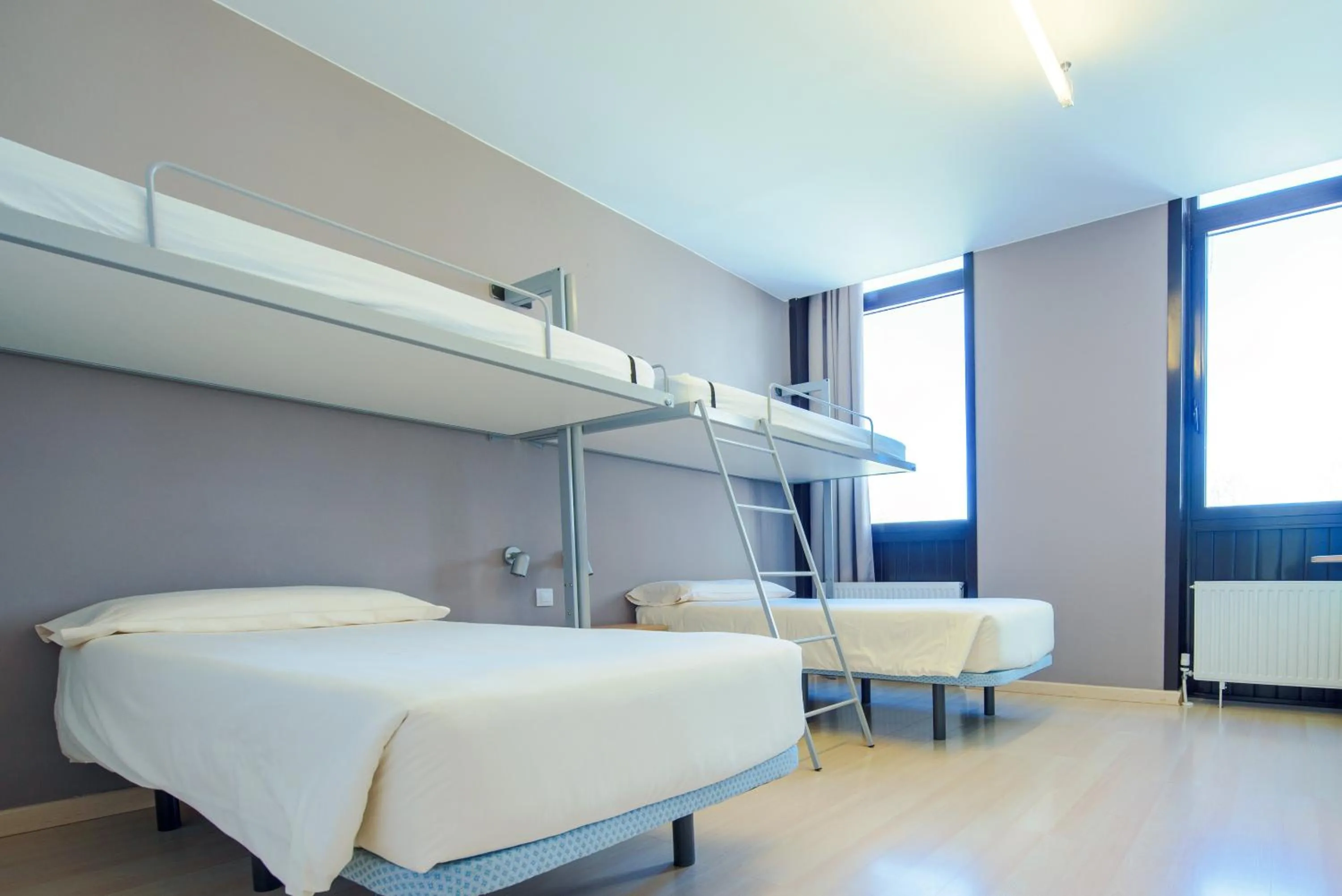 Decorative detail, Bed in Campus Cerdanya