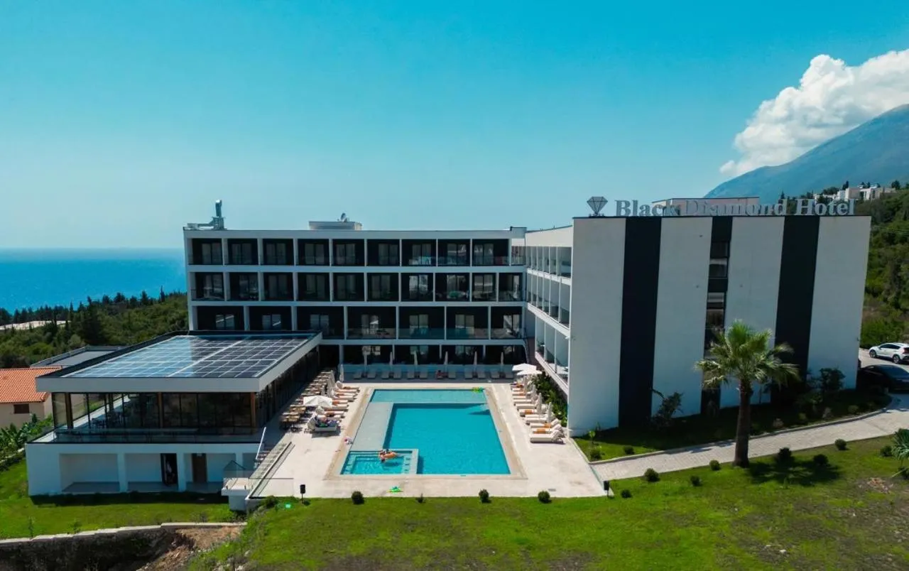 Black Diamond Hotel Dhermi