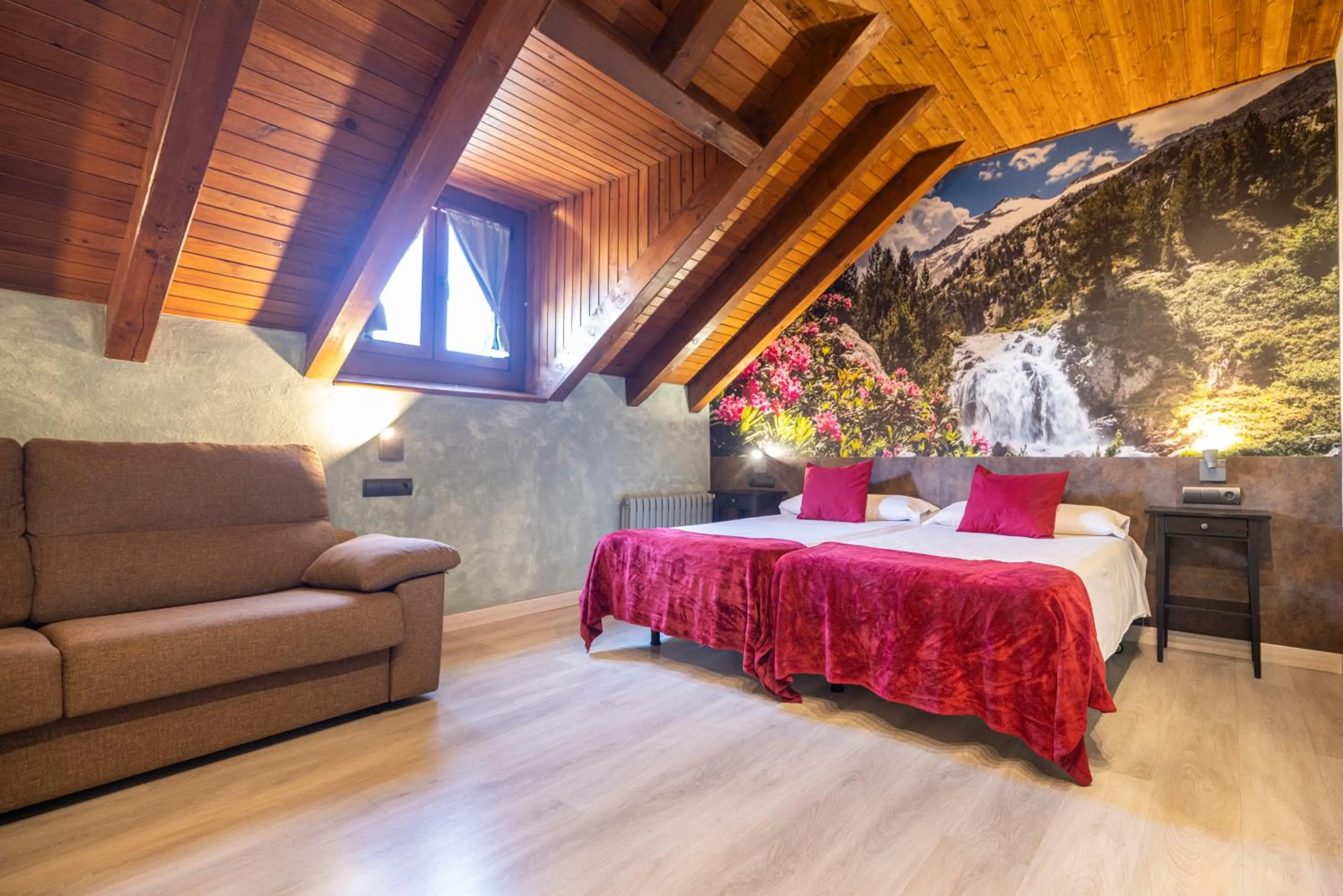 Bedroom, Bed in San Anton Benasque