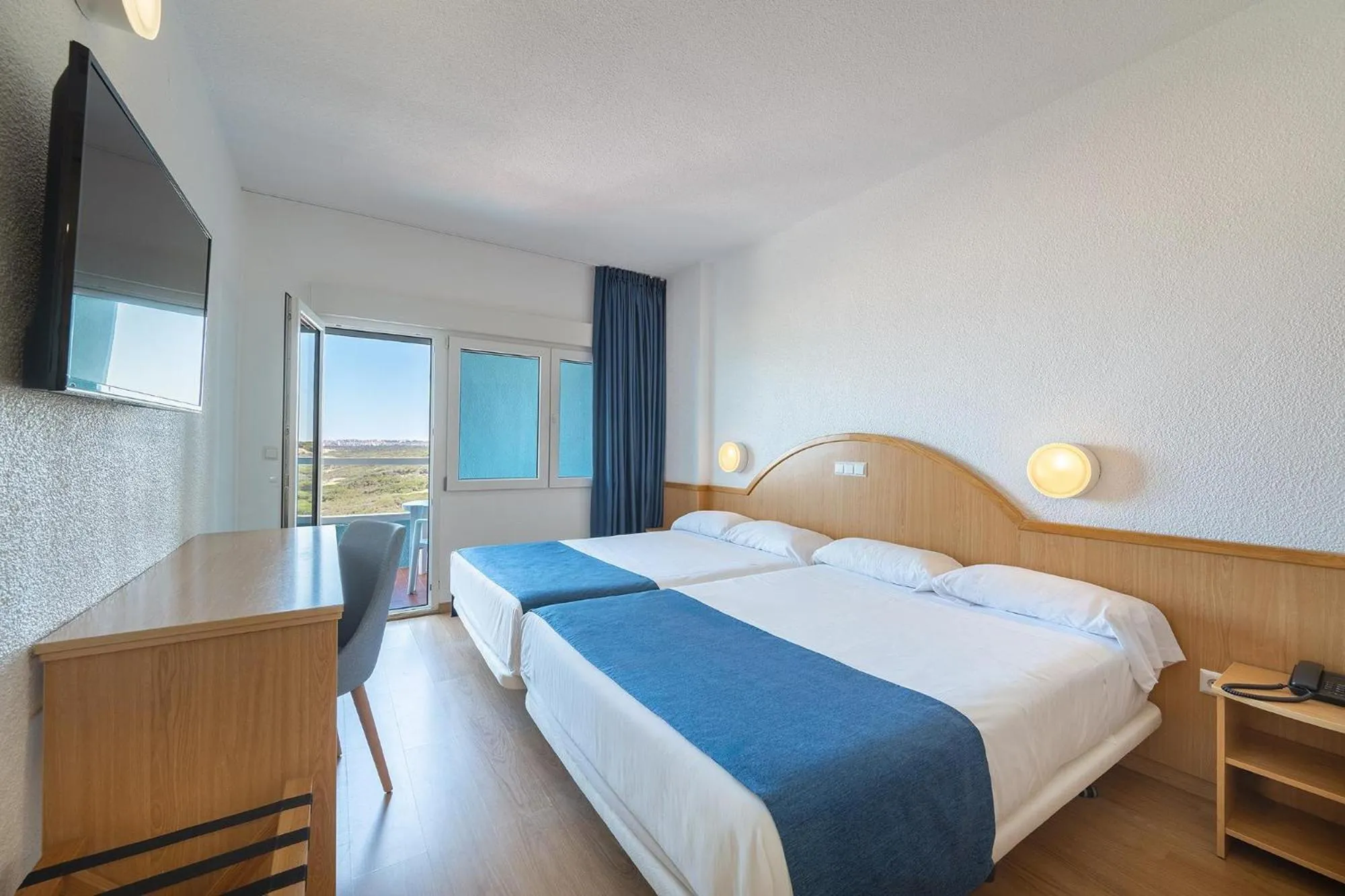 Photo of the whole room, Bed in Hotel Playas de Guardamar