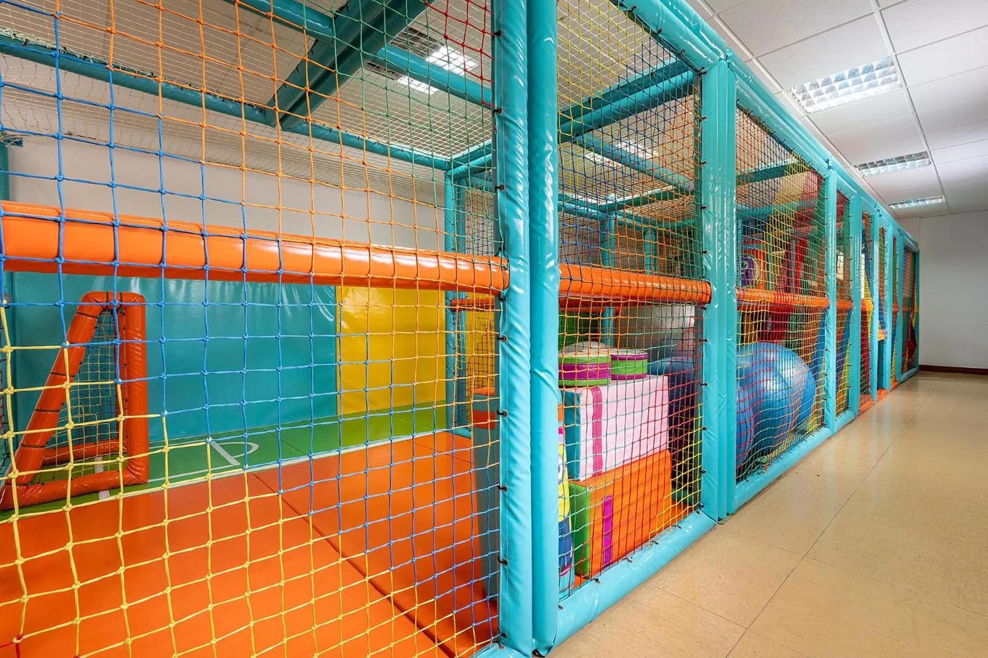 Swimming pool in Hotel Playas de Guardamar