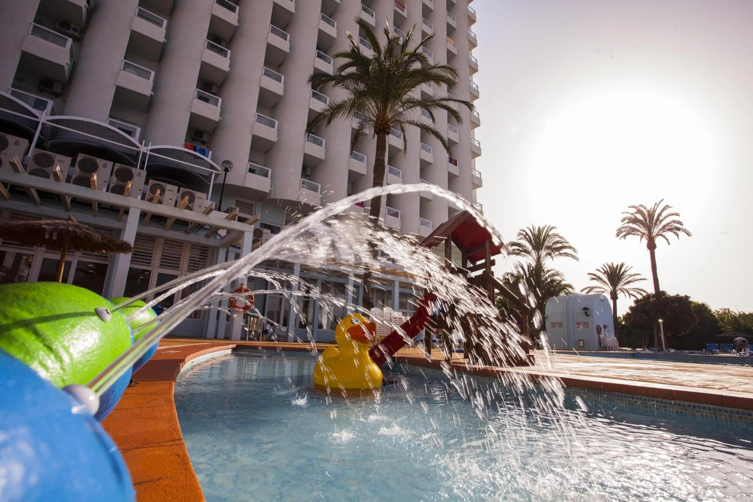 Swimming pool in Hotel Playas de Guardamar