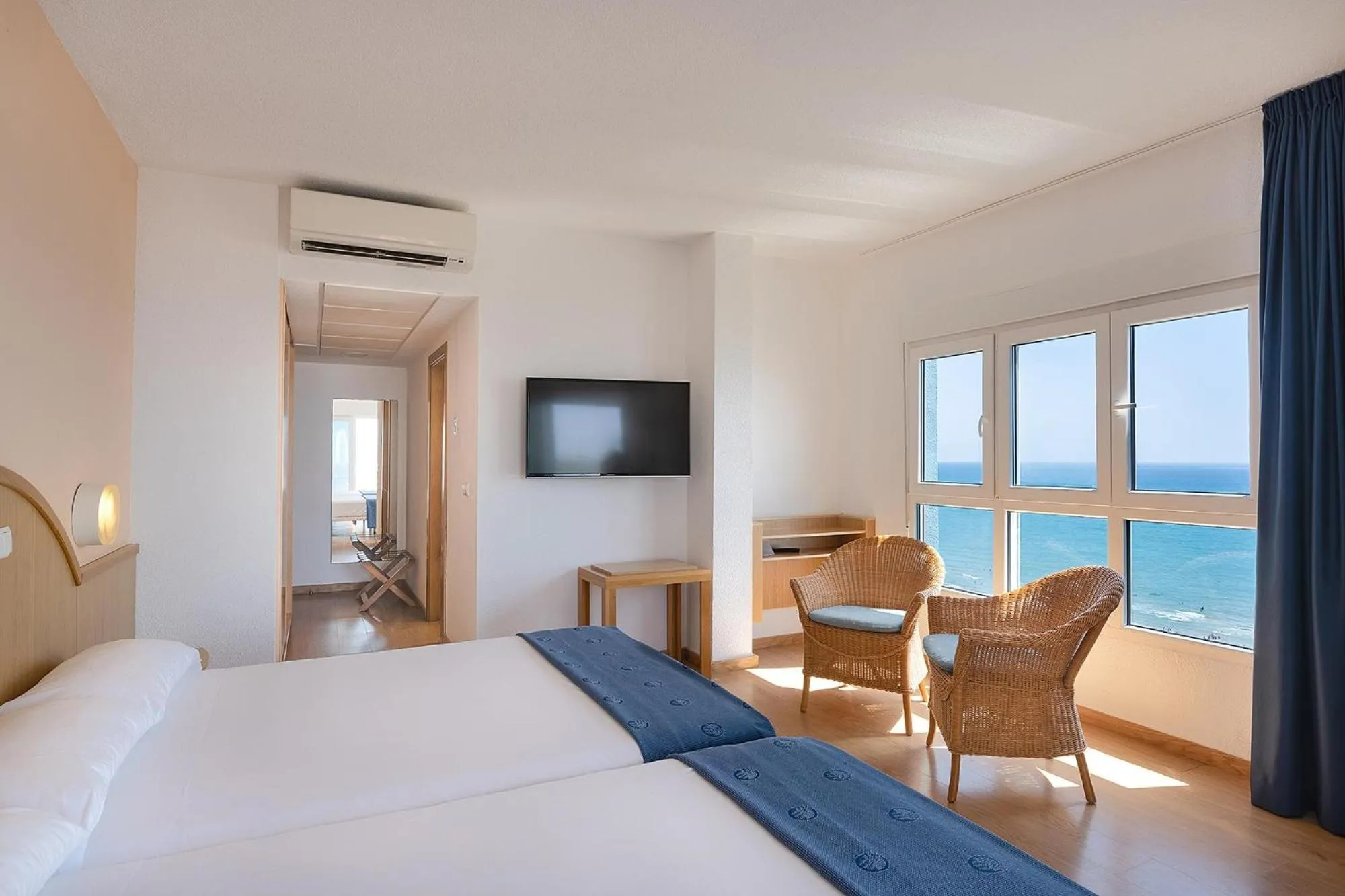 Photo of the whole room, Bed in Hotel Playas de Guardamar