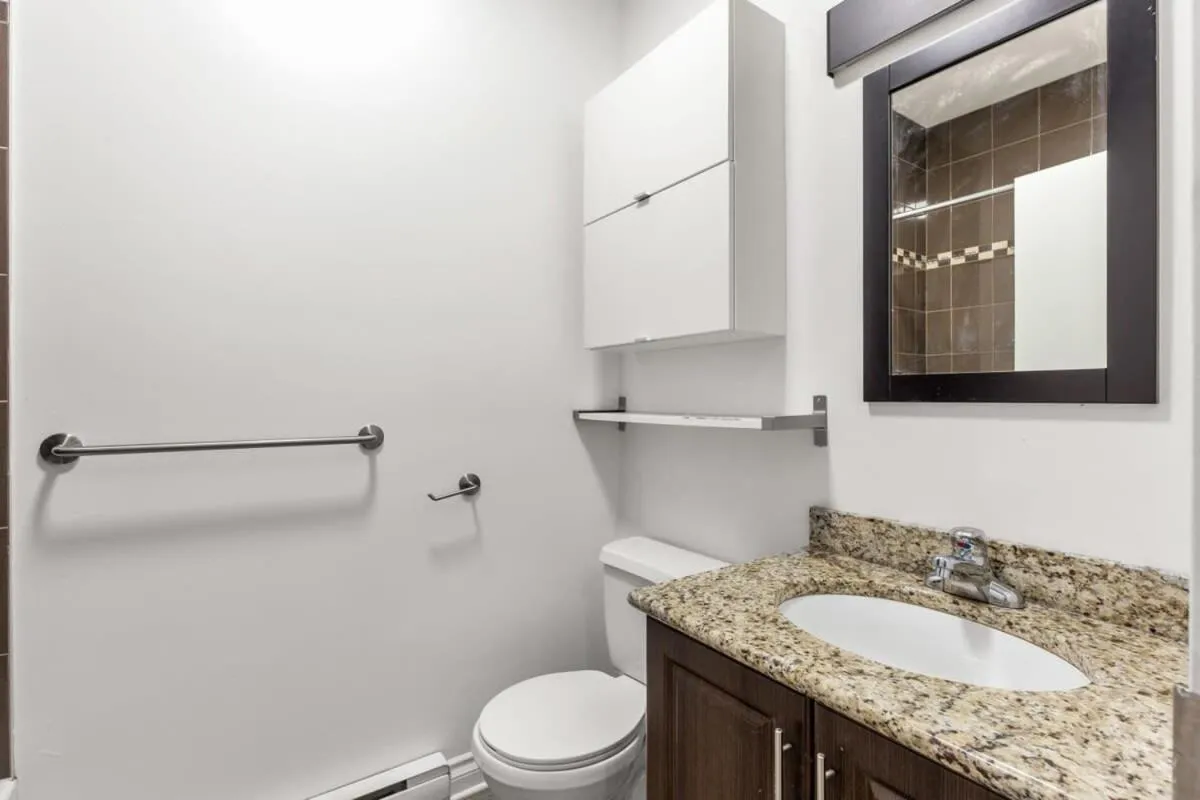 M11 The Simpsons Suite 3BR in The Heart of MTL