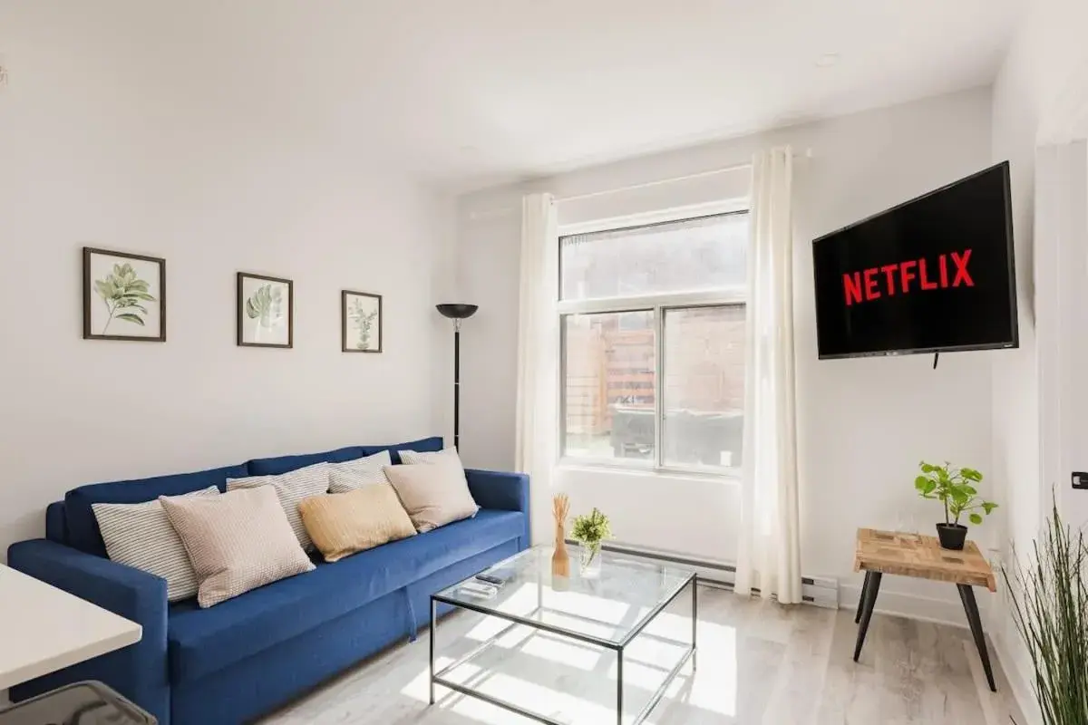 M11 Gorgeous Modern 2BRSofaBedHeart of Plateau M11 Gorgeous Modern 2BRSofaBedHeart of Plateau