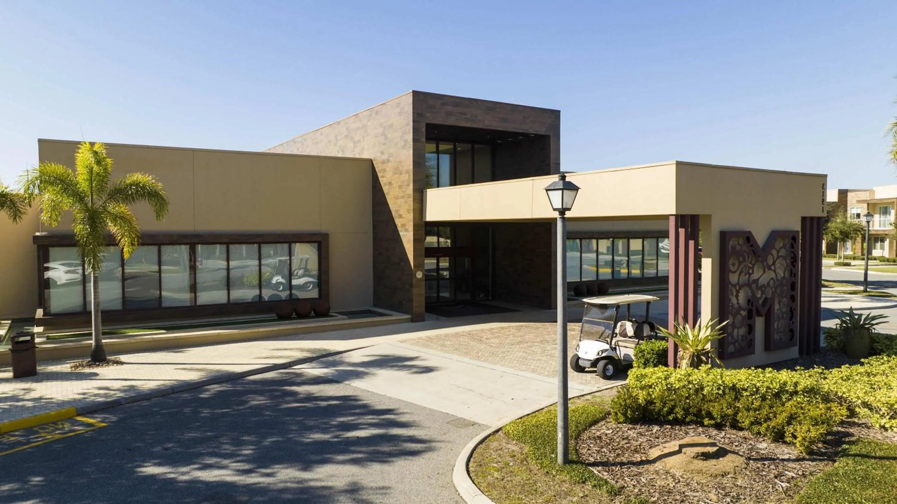 Gorgeous 4 Bd Close to Disney @ Magic Village 3114