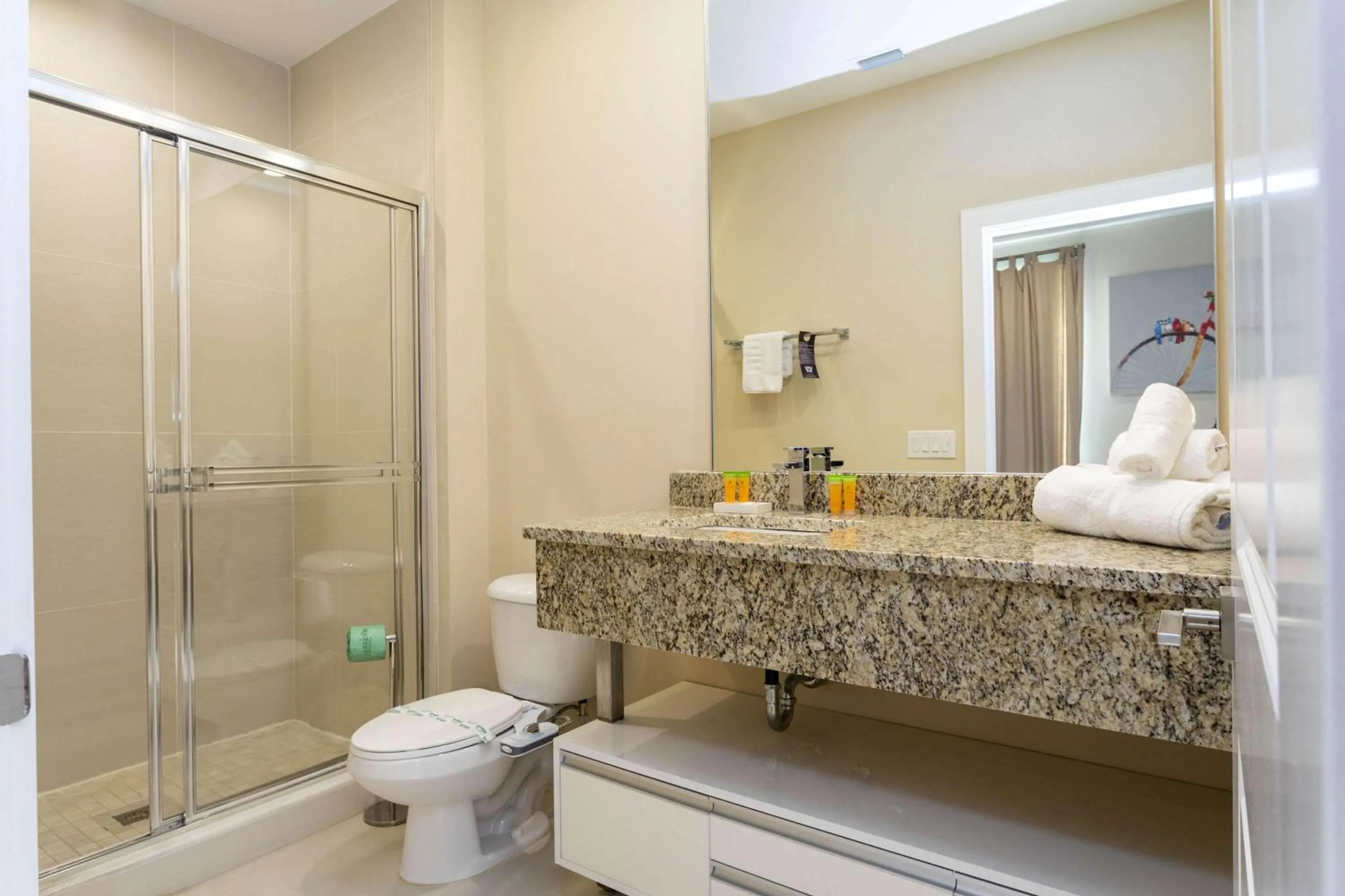 Gorgeous 4 Bd Close to Disney @ Magic Village 3114