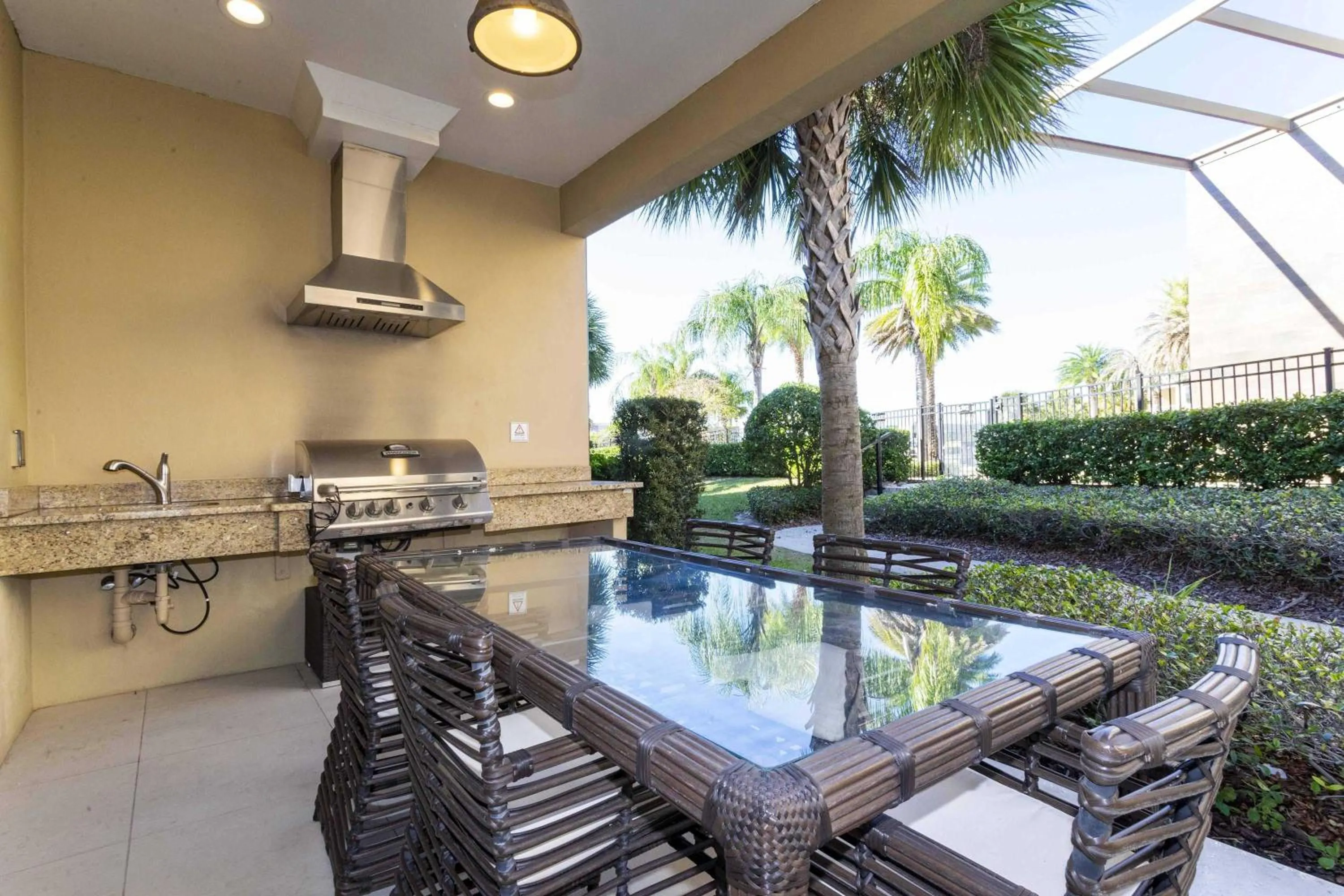 Gorgeous 4 Bd Close to Disney @ Magic Village 3114