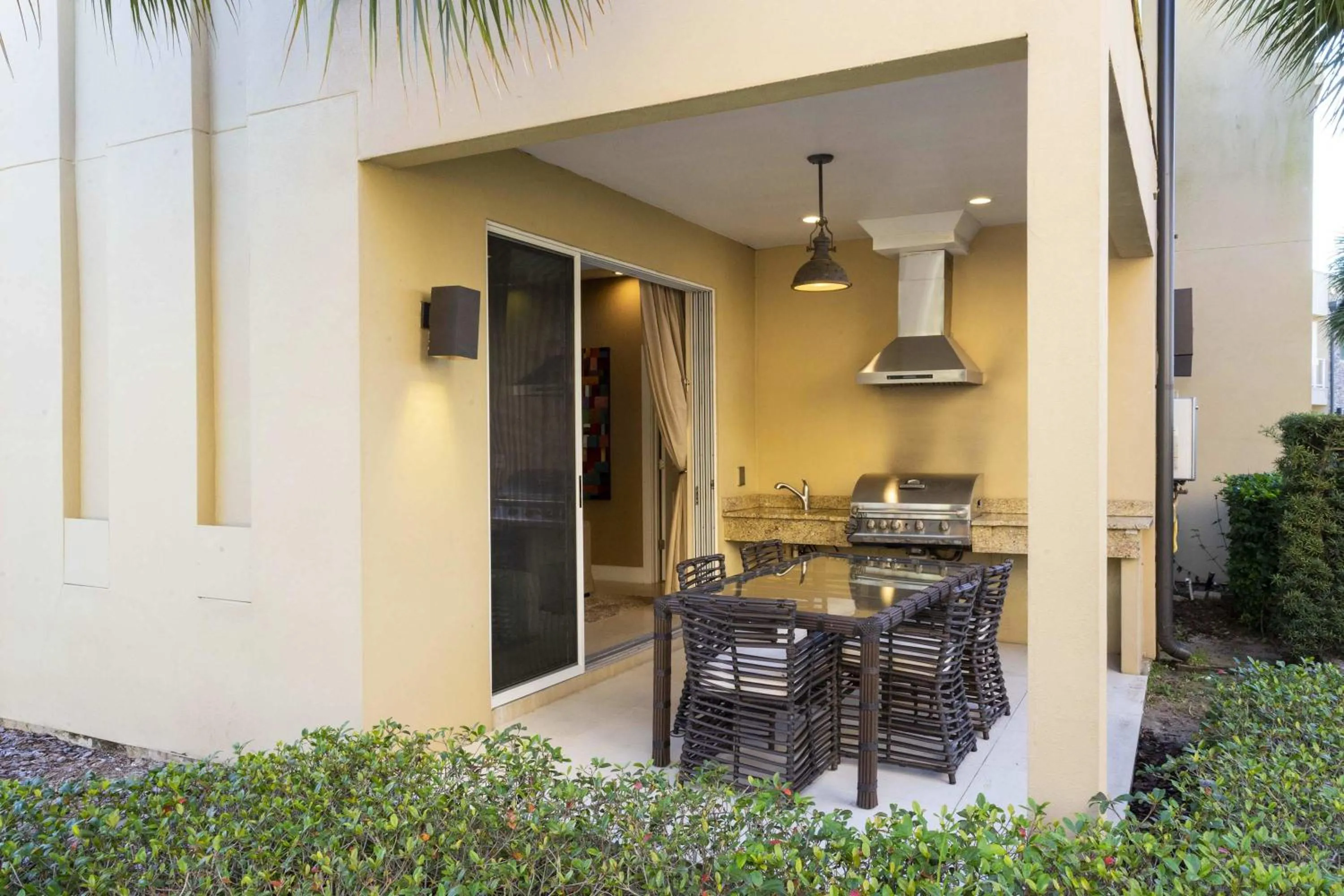 Gorgeous 4 Bd Close to Disney @ Magic Village 3114