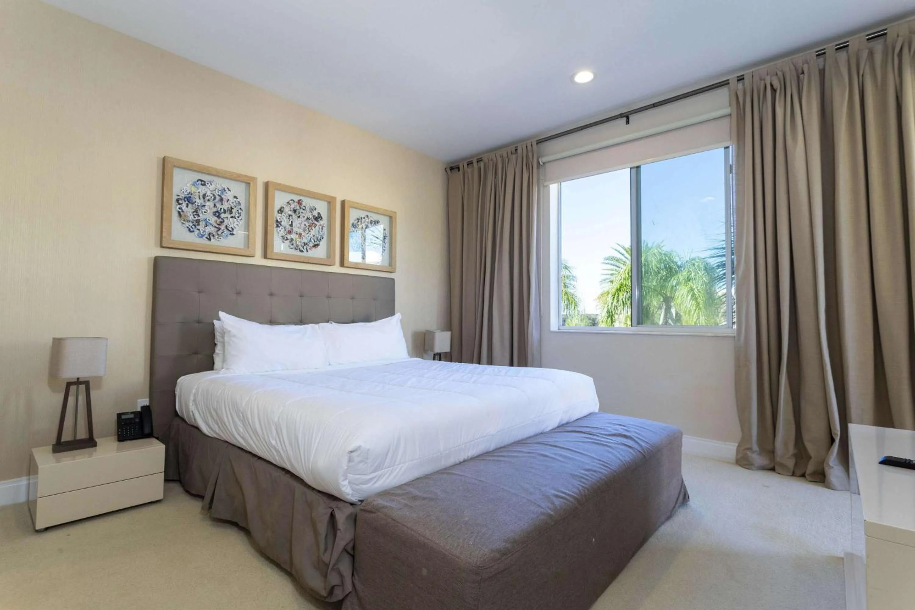 Bed in Gorgeous 4 Bd Close to Disney @ Magic Village 3114