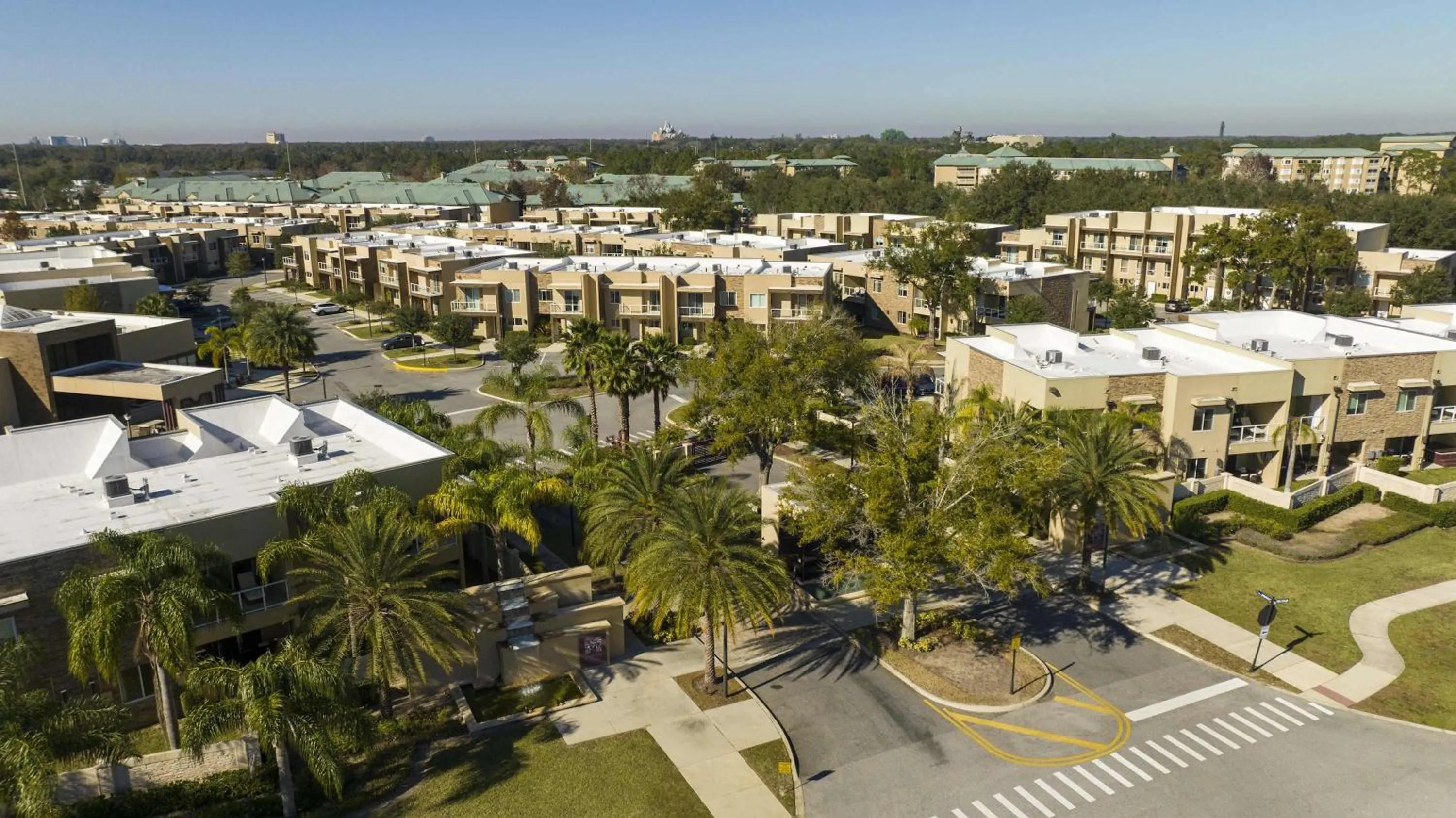 Gorgeous 4 Bd Close to Disney @ Magic Village 3114