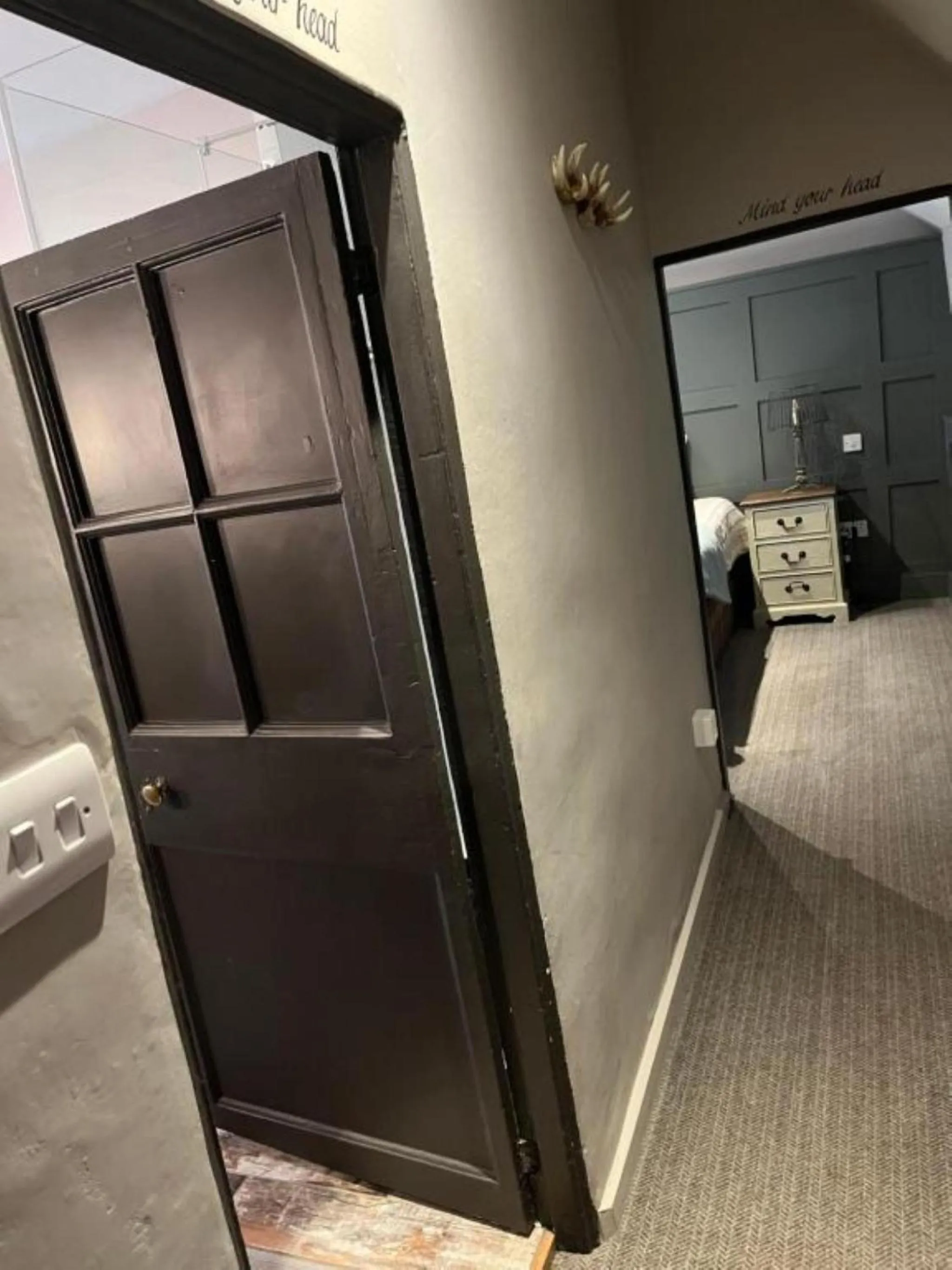 Bedroom in The Crown Inn