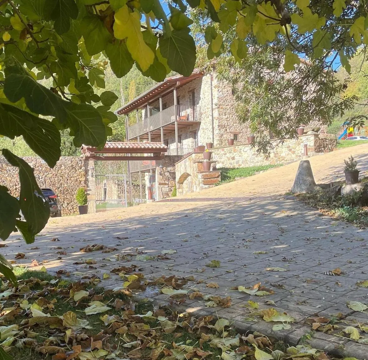 Property building in La Casassa de Ribes