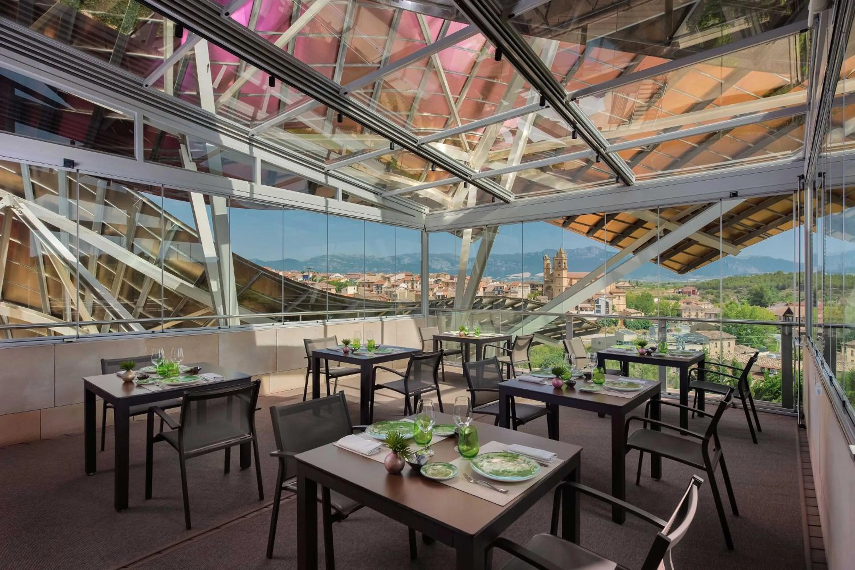 Restaurant/places to eat in Hotel Marqués de Riscal, a Luxury Collection Hotel, Elciego