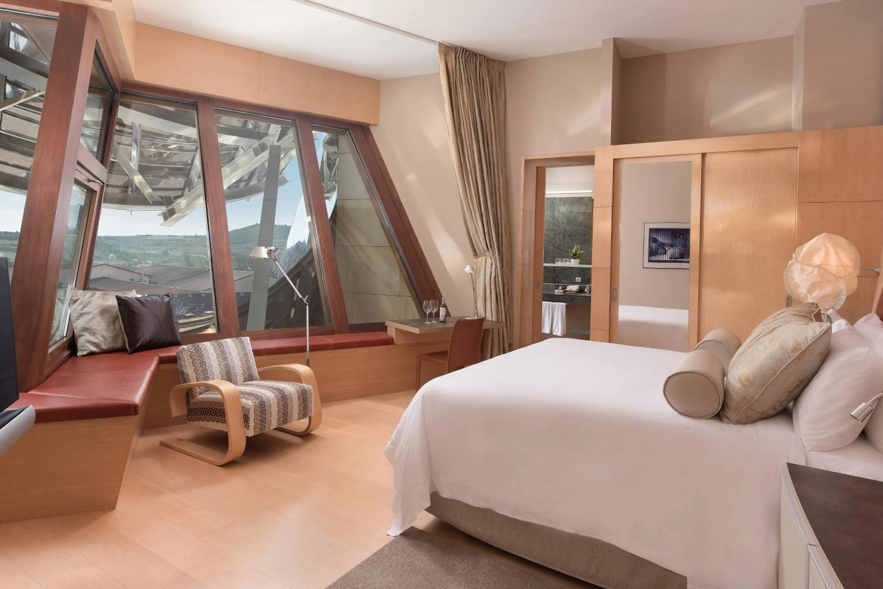 Photo of the whole room, Bed in Hotel Marqués de Riscal, a Luxury Collection Hotel, Elciego