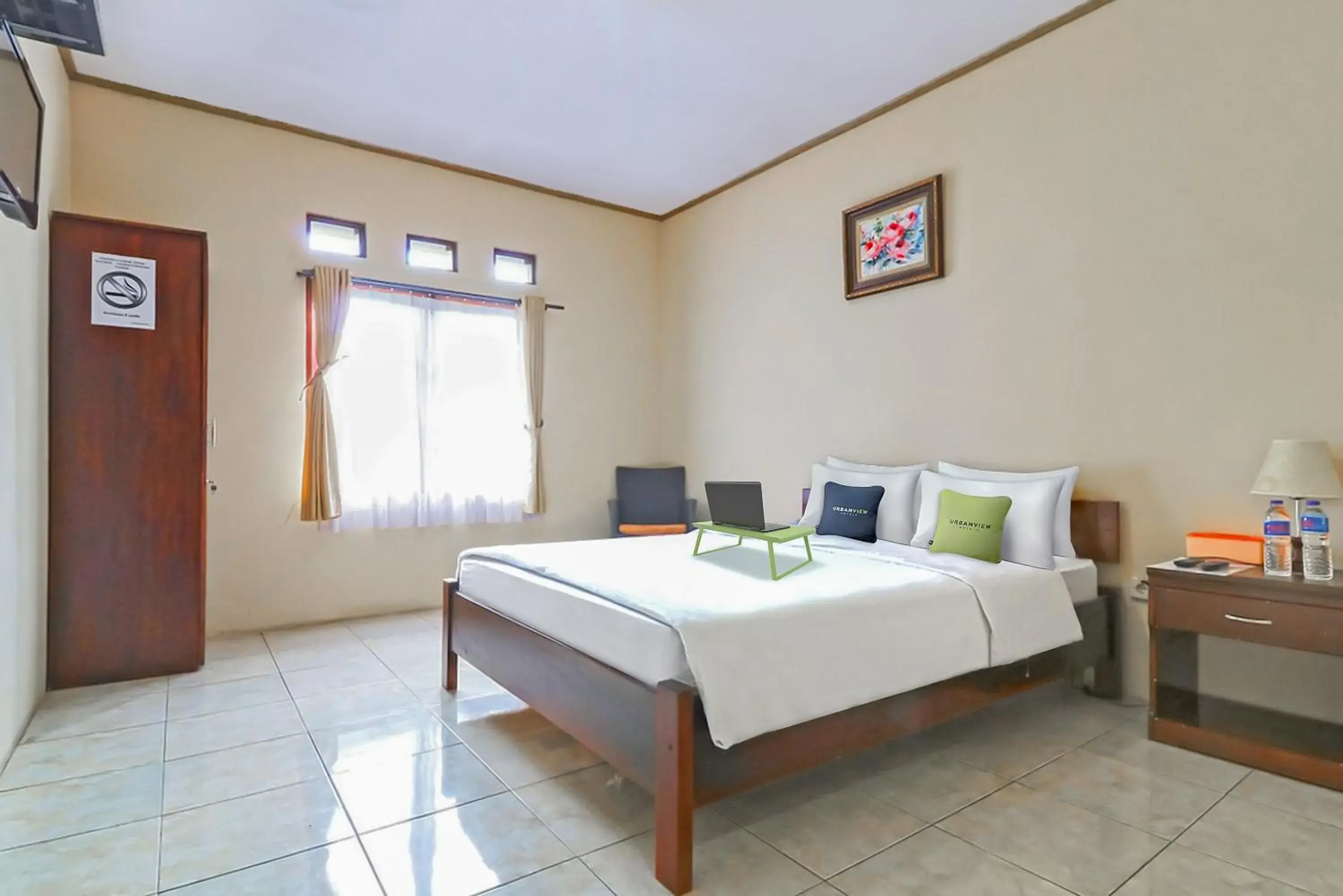 Urbanview Hotel Syariah Graha Atmadja Lembang by RedDoorz Urbanview Hotel Syariah Graha Atmadja Lembang by RedDoorz