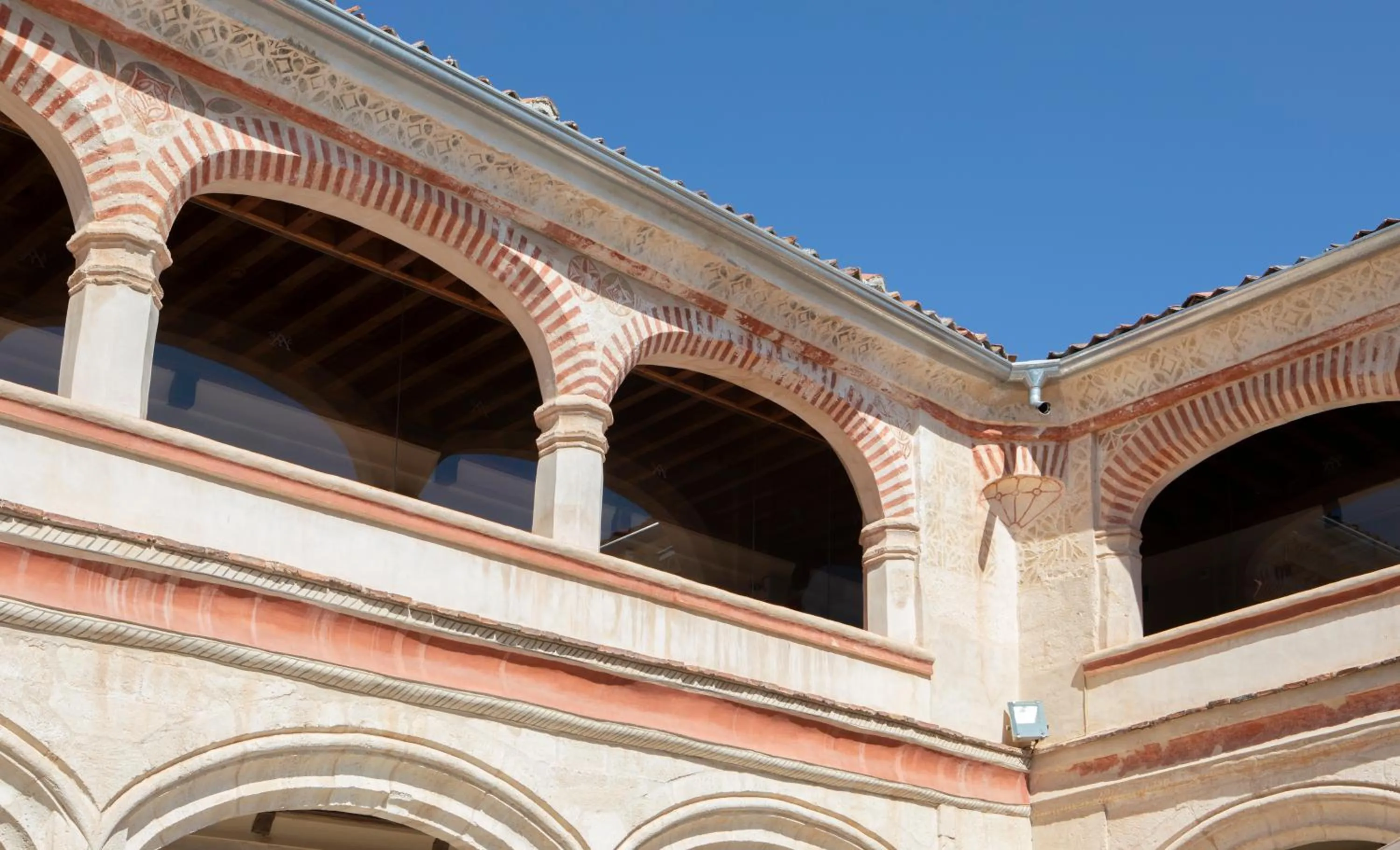 Property building in Hotel San Antonio el Real