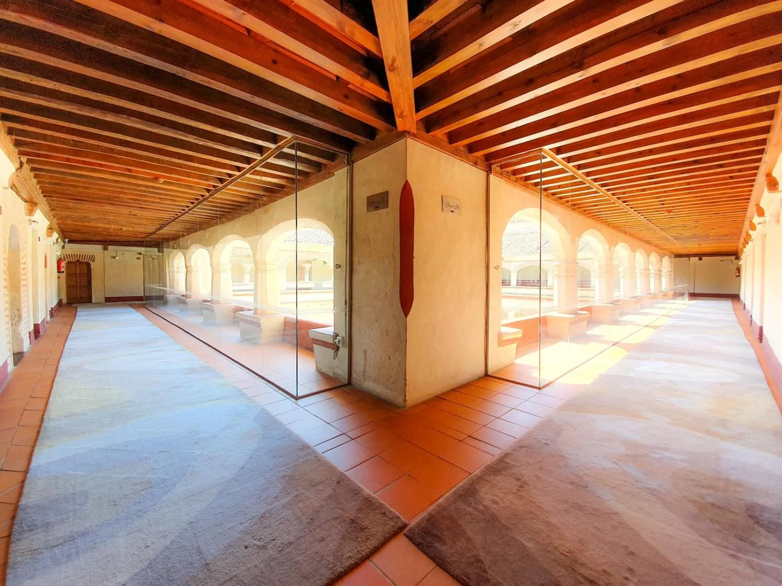 Property building in Hotel San Antonio el Real