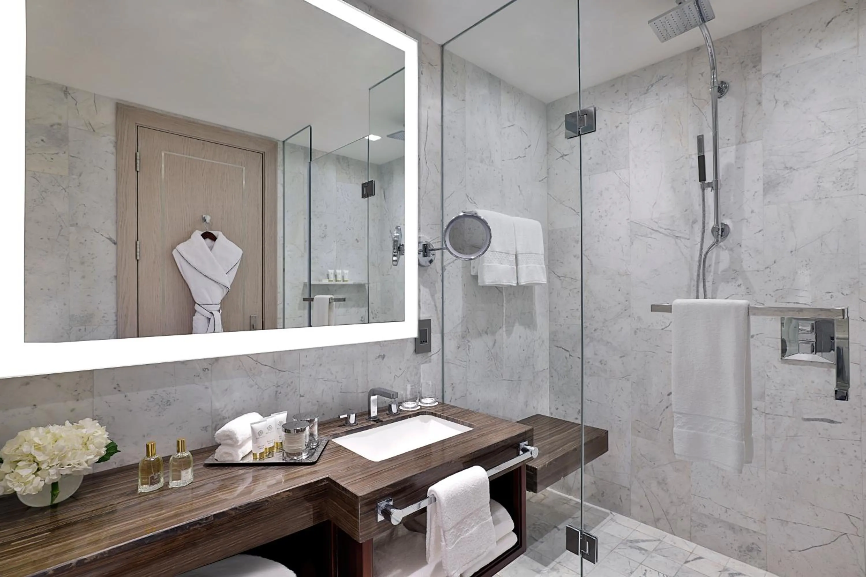 Shower in Jumeirah Jabal Omar Makkah