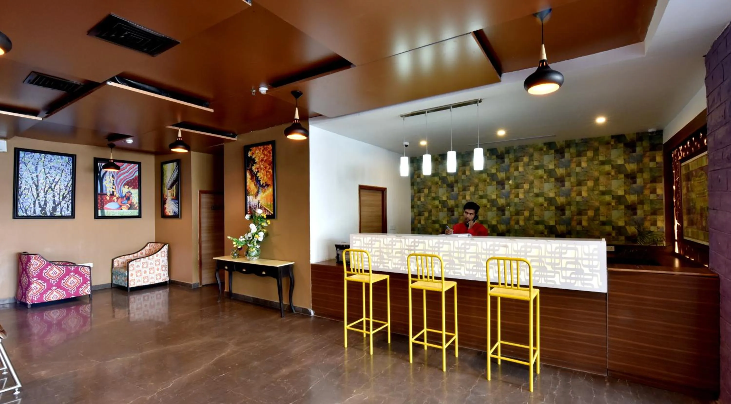 Property building in COSMOPOLITAN