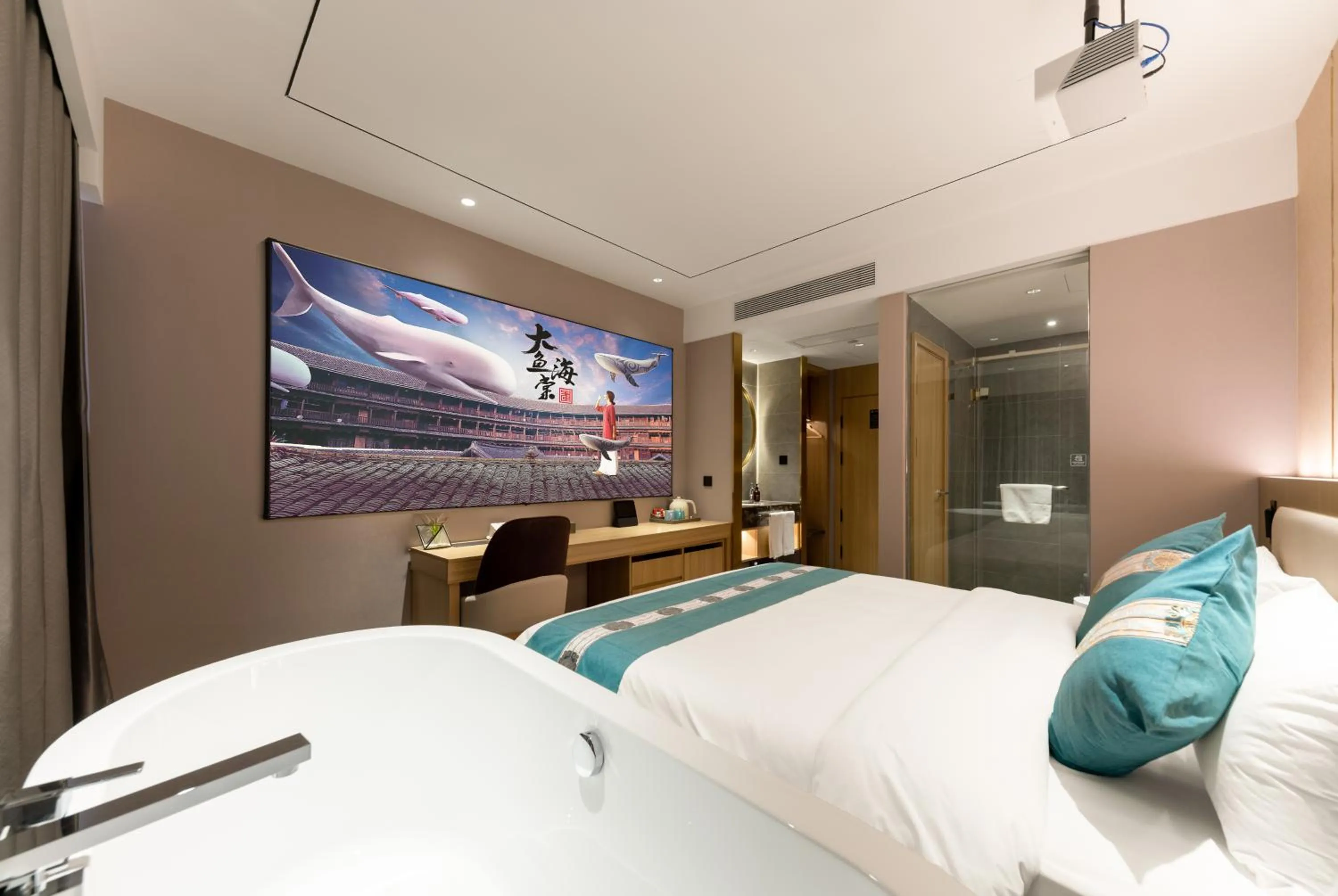 Bed in East Sacred Hotel-Beijing Tiananmen Square,the Forbidden City,Wangfujing Street