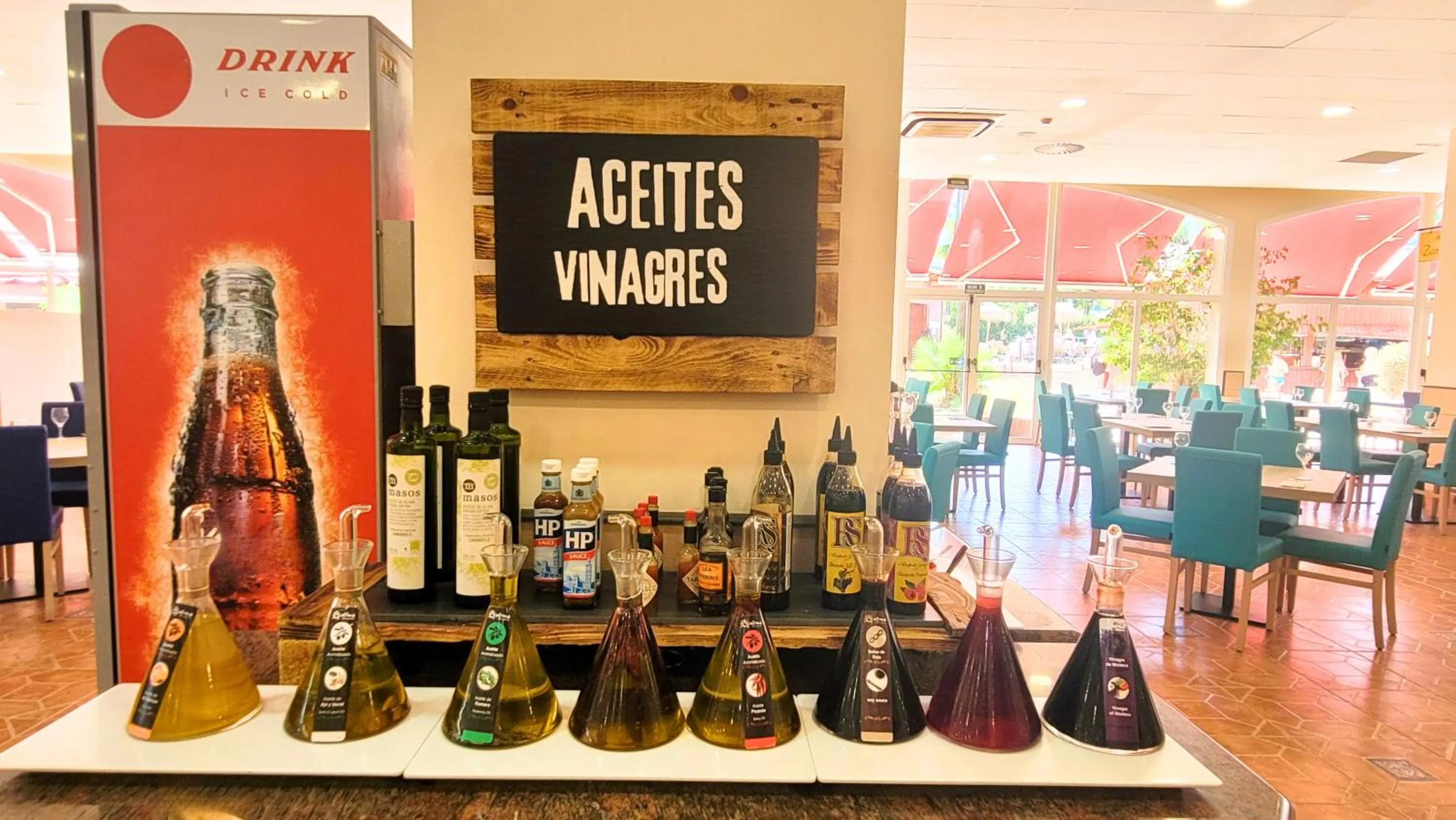 Restaurant/places to eat in Ohtels La Hacienda